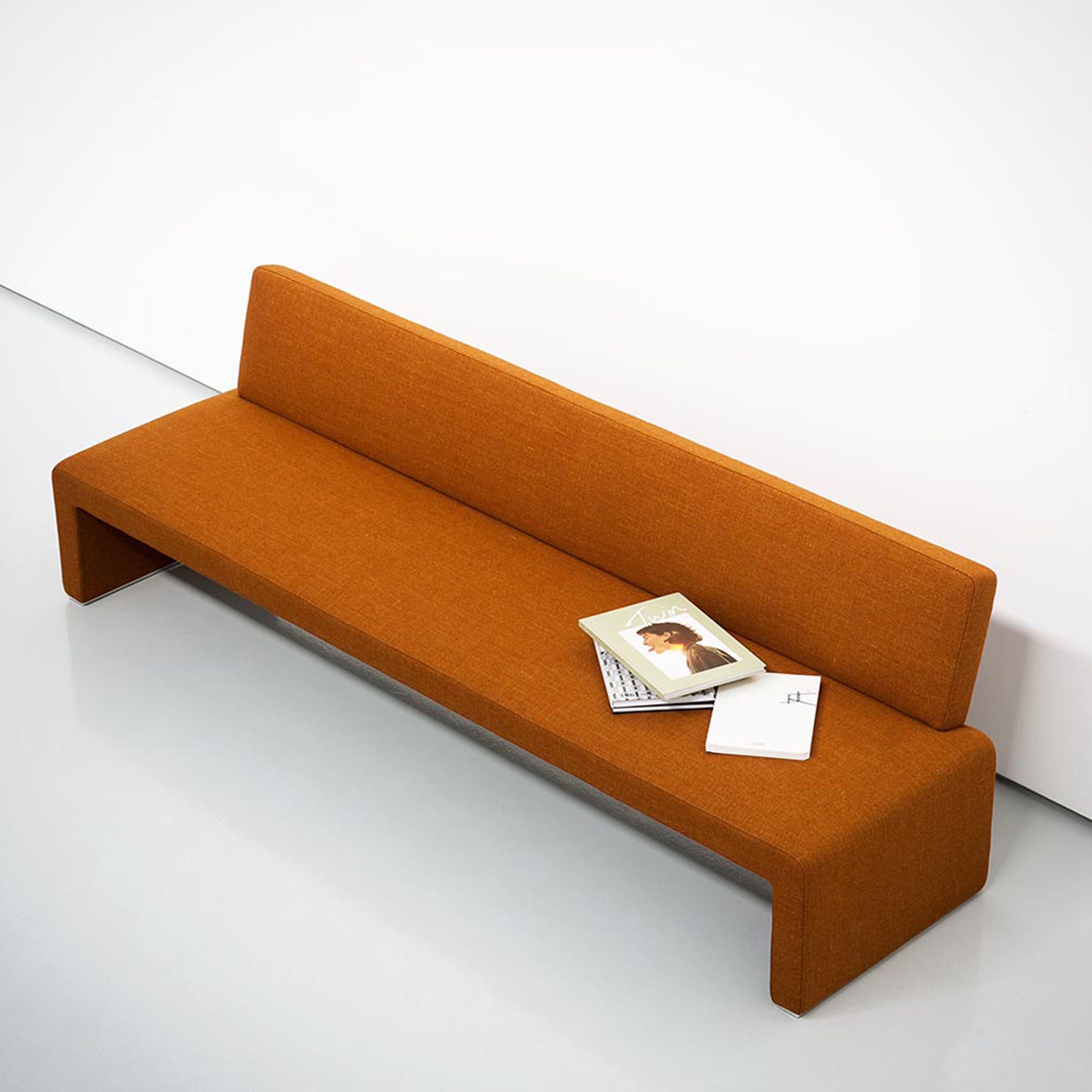 Labanca Sofa - Monologue London