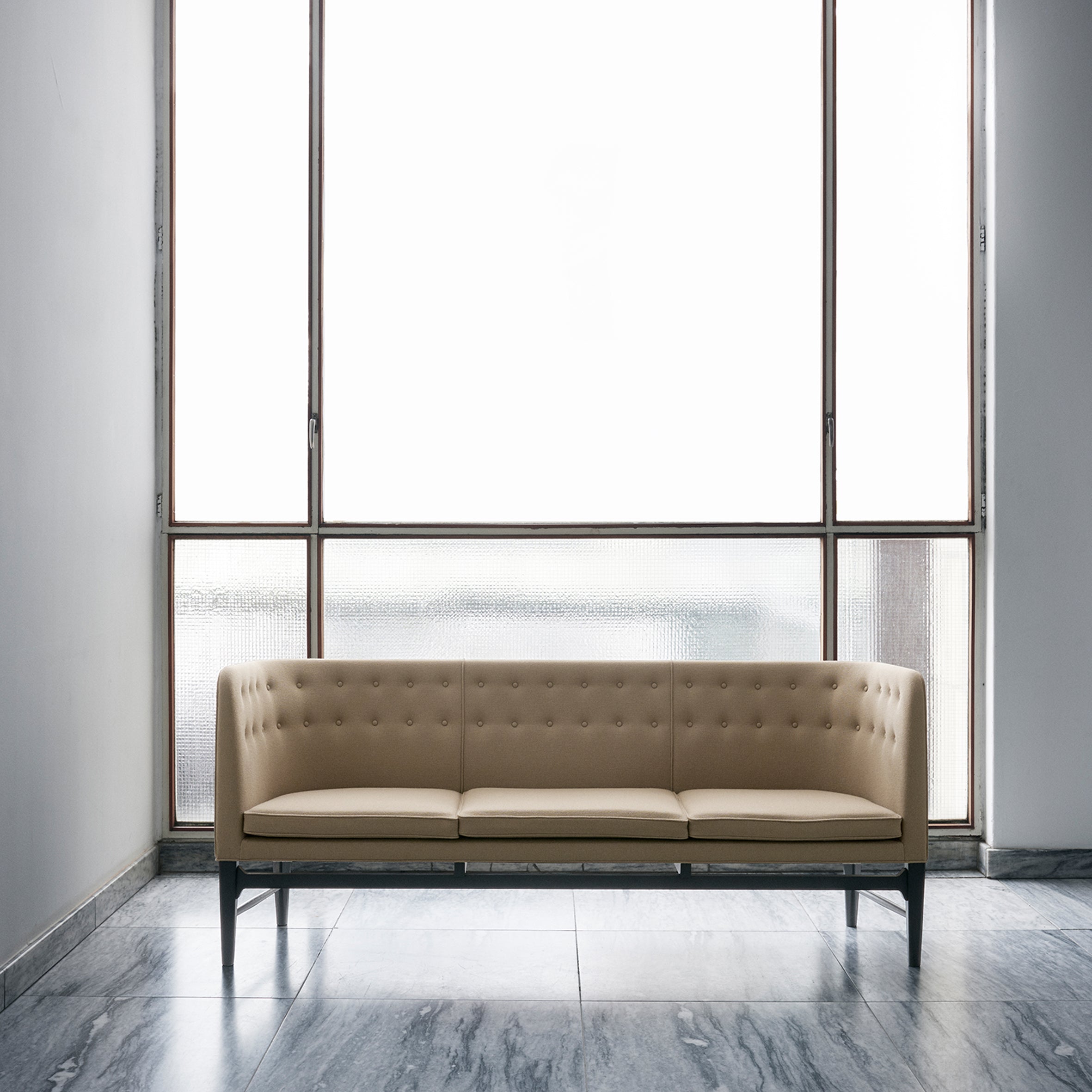 Mayor Sofa - AJ5 - Black Oak - Monologue London