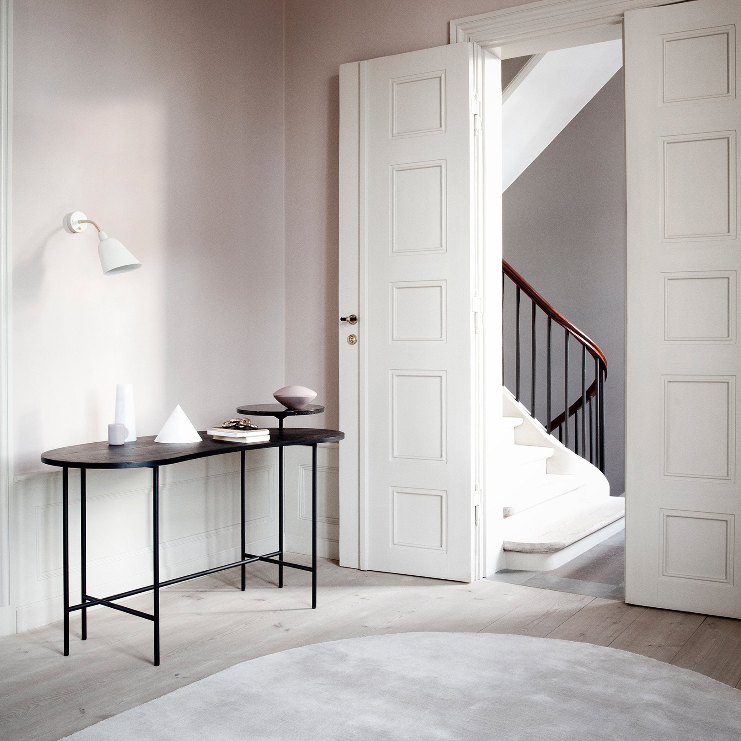 Palette Desk JH9 - Monologue London