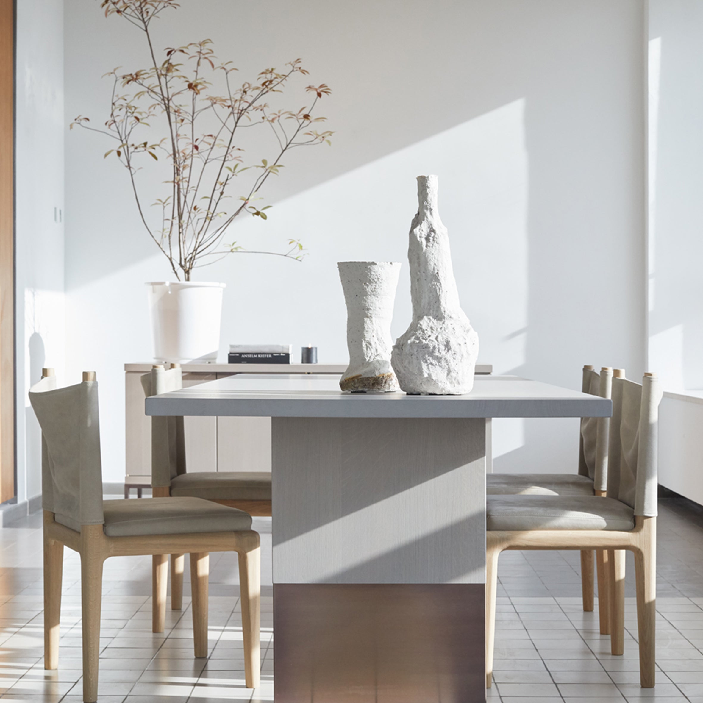 Nota Bene Dining Table