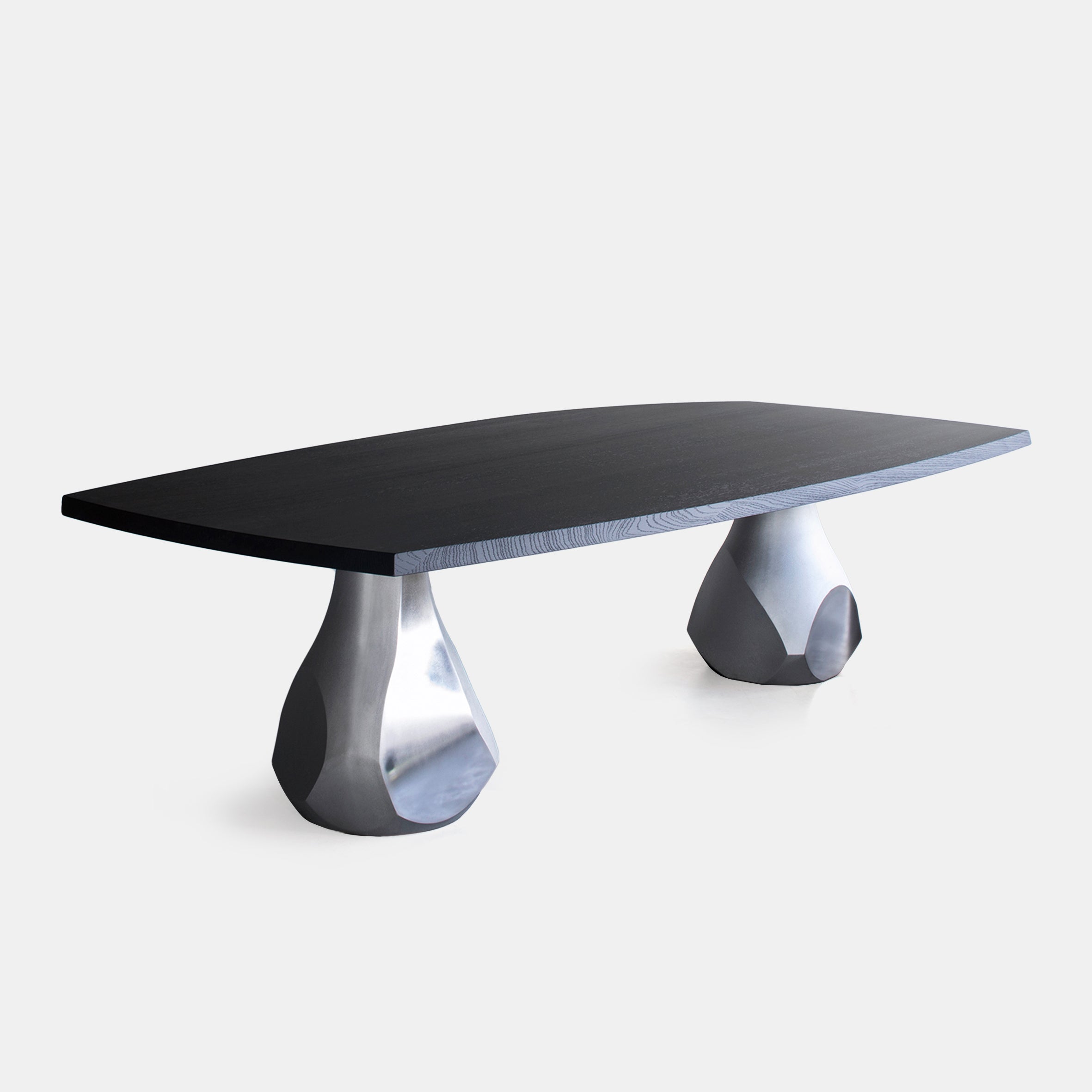 Pukalu Dining Table