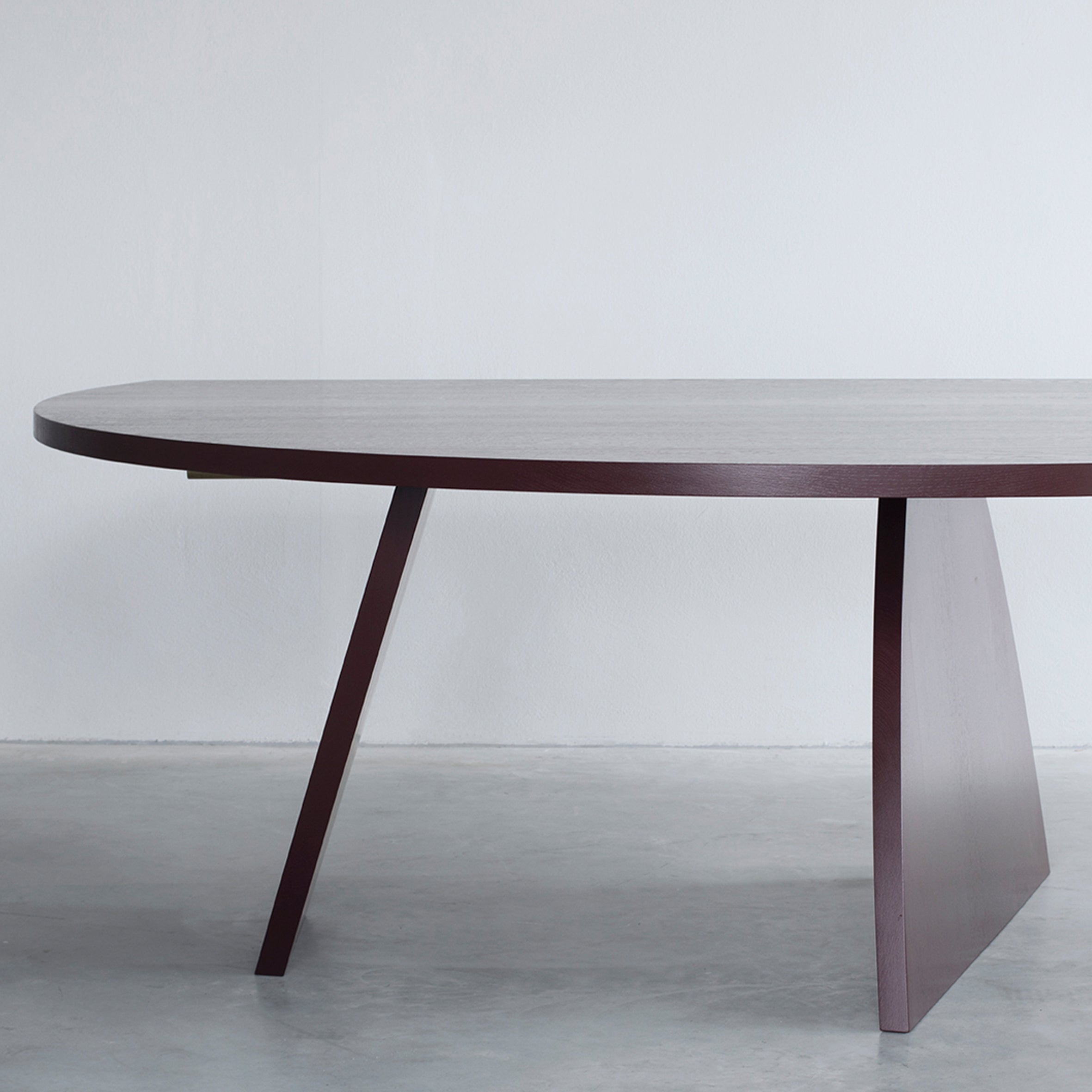 T-Elements Dining Table
