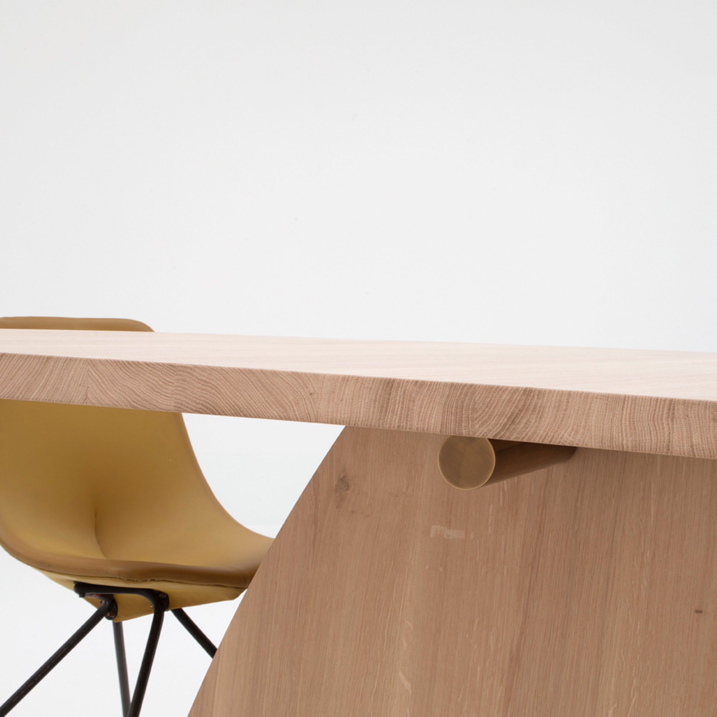 T-Elements Dining Table