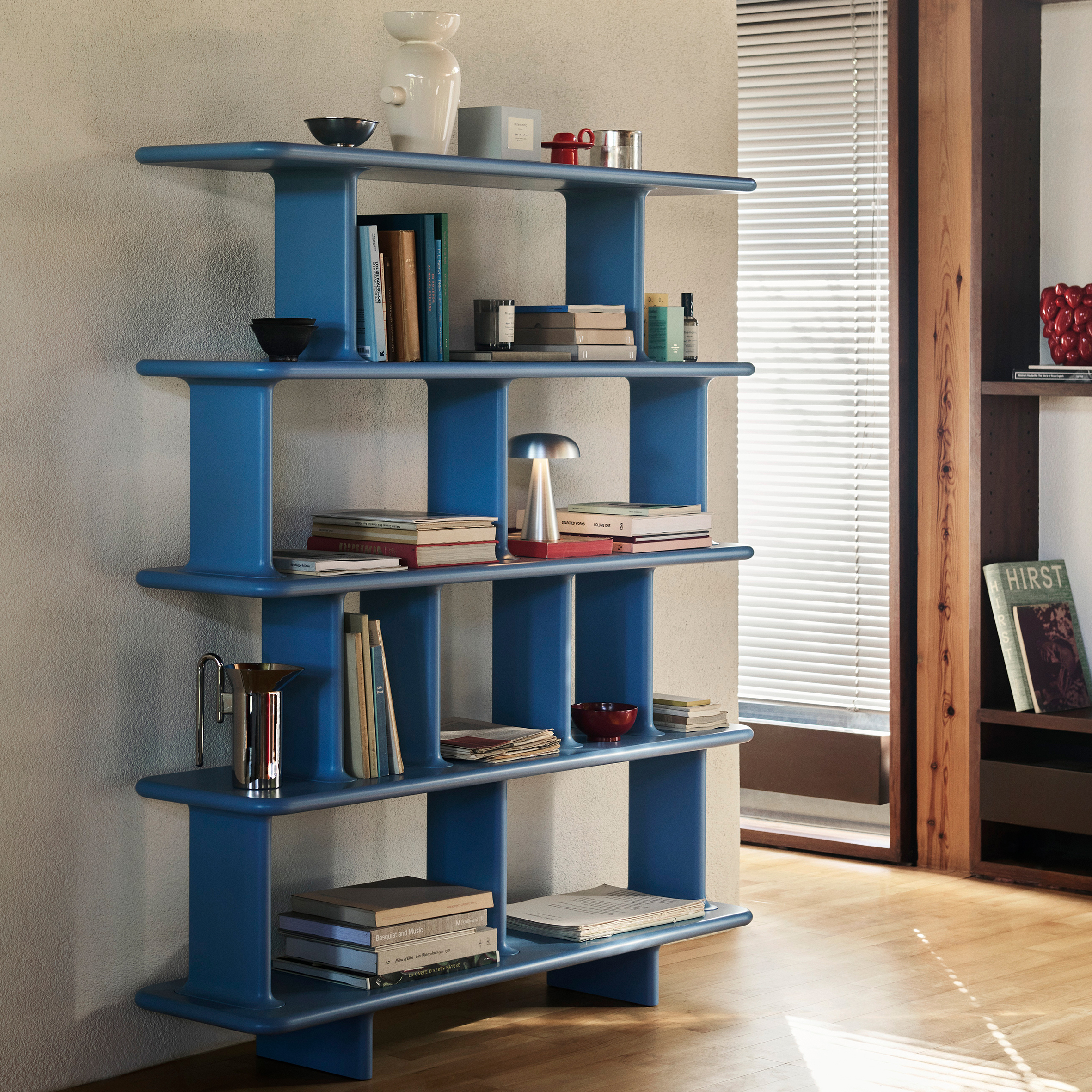 Shelvings & Bookcases