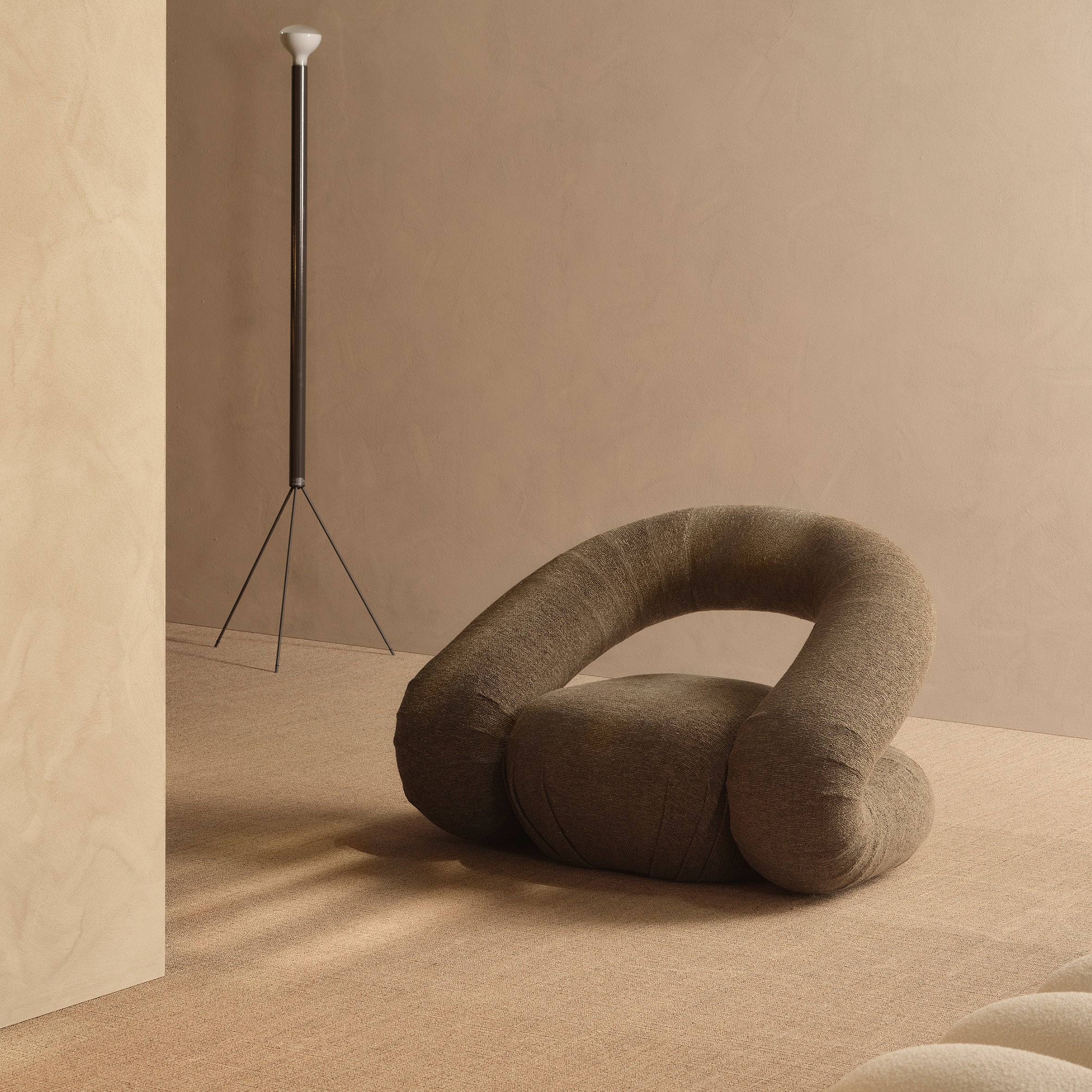 Peggy Lounge Chair