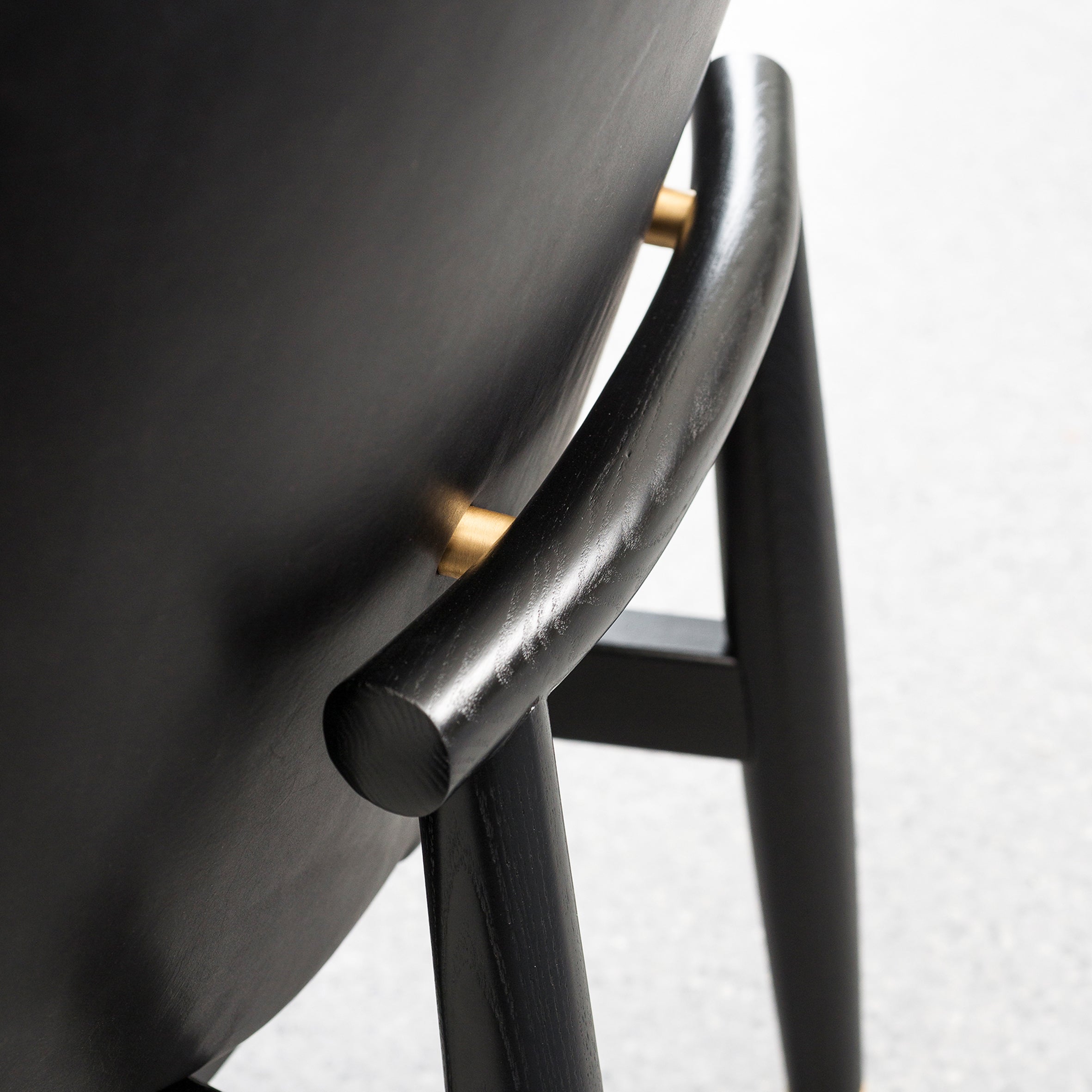 Jorgen Chair