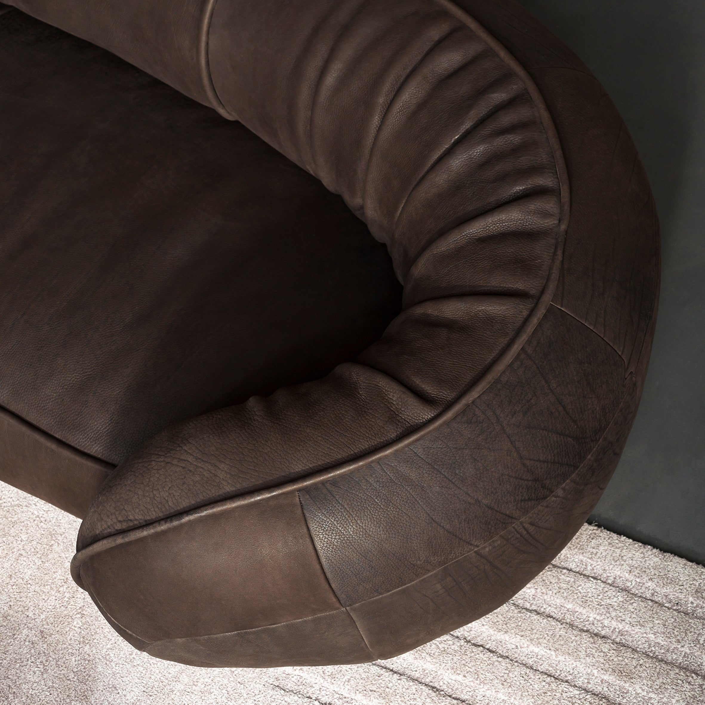 Leon Sofa