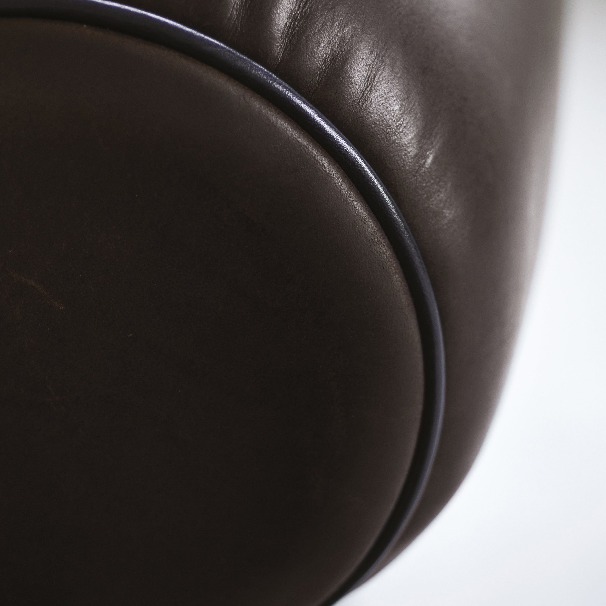 Mickey Lounge Chair
