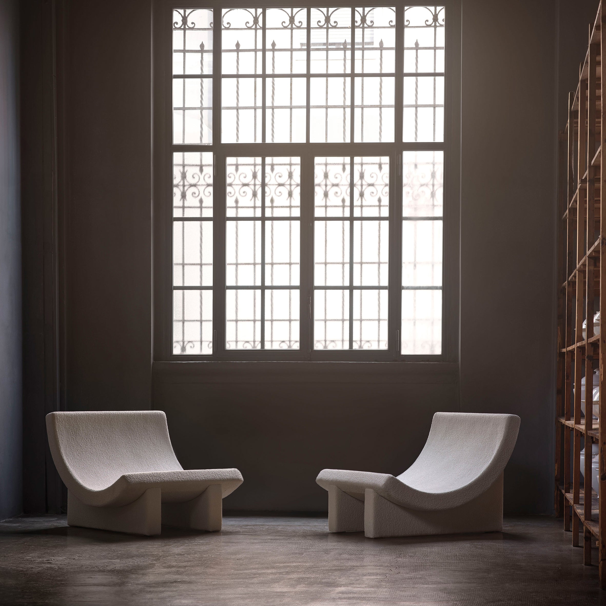 Trench Lounge Chair