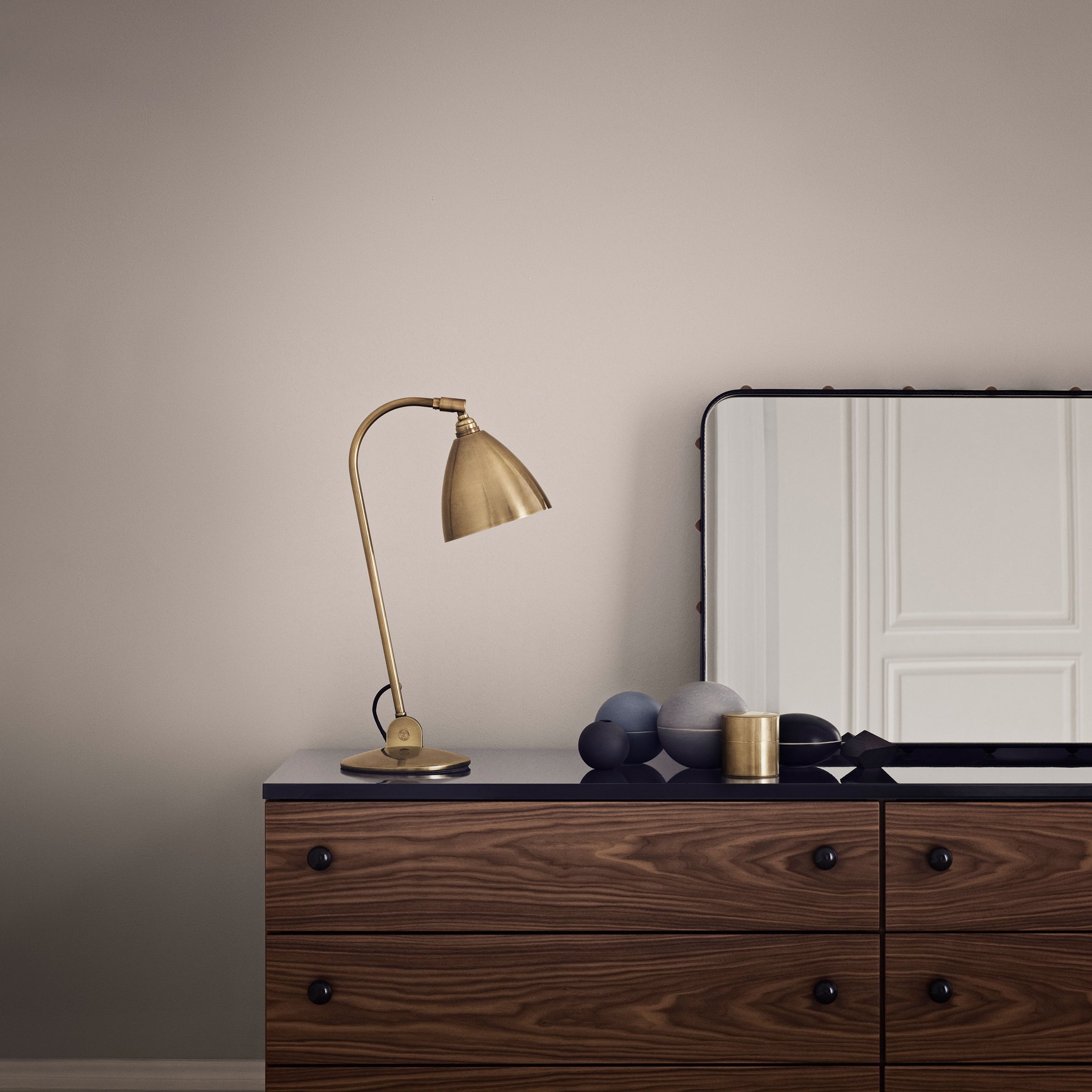 62 Sideboard, 6 Drawers