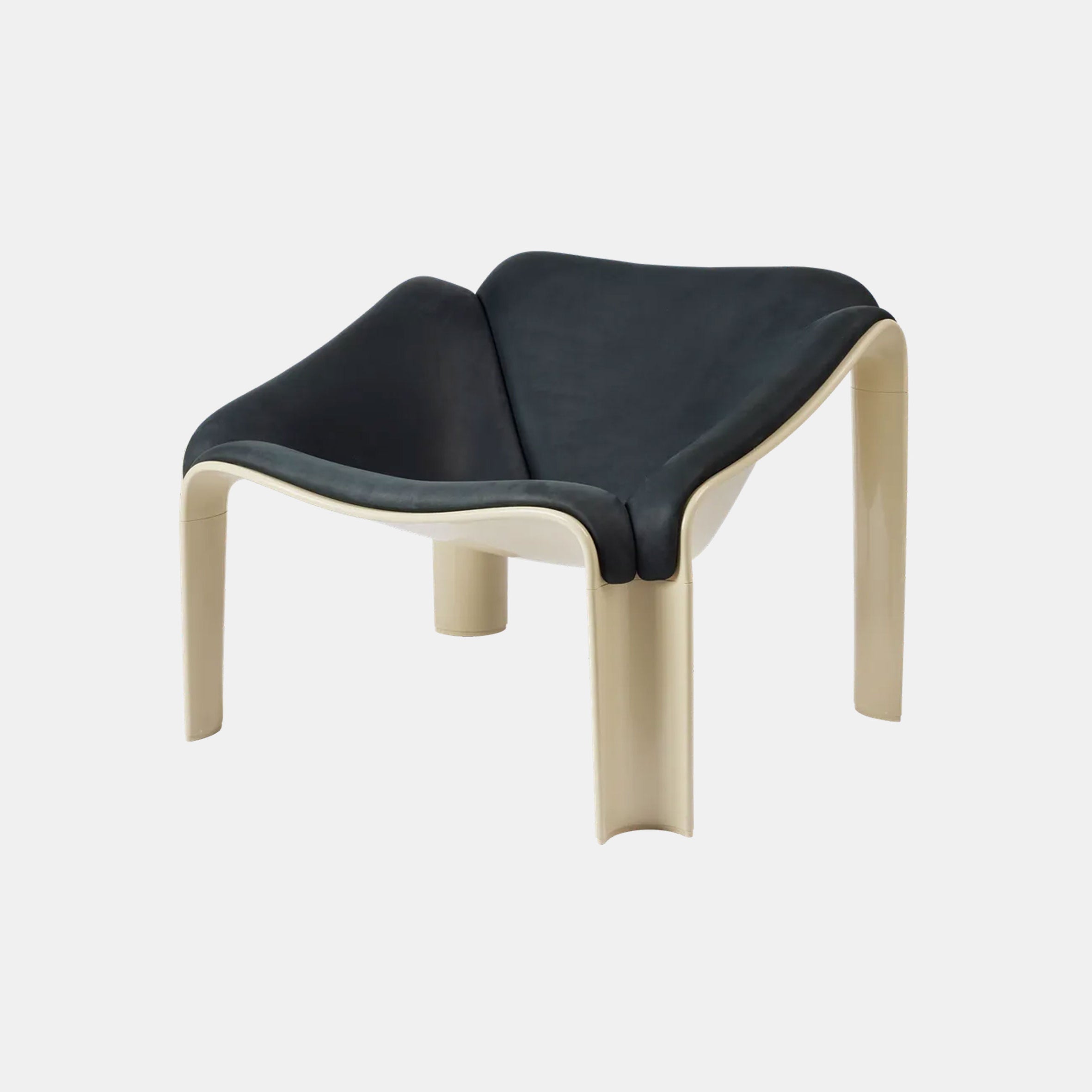 F300 Lounge Chair - Monologue London