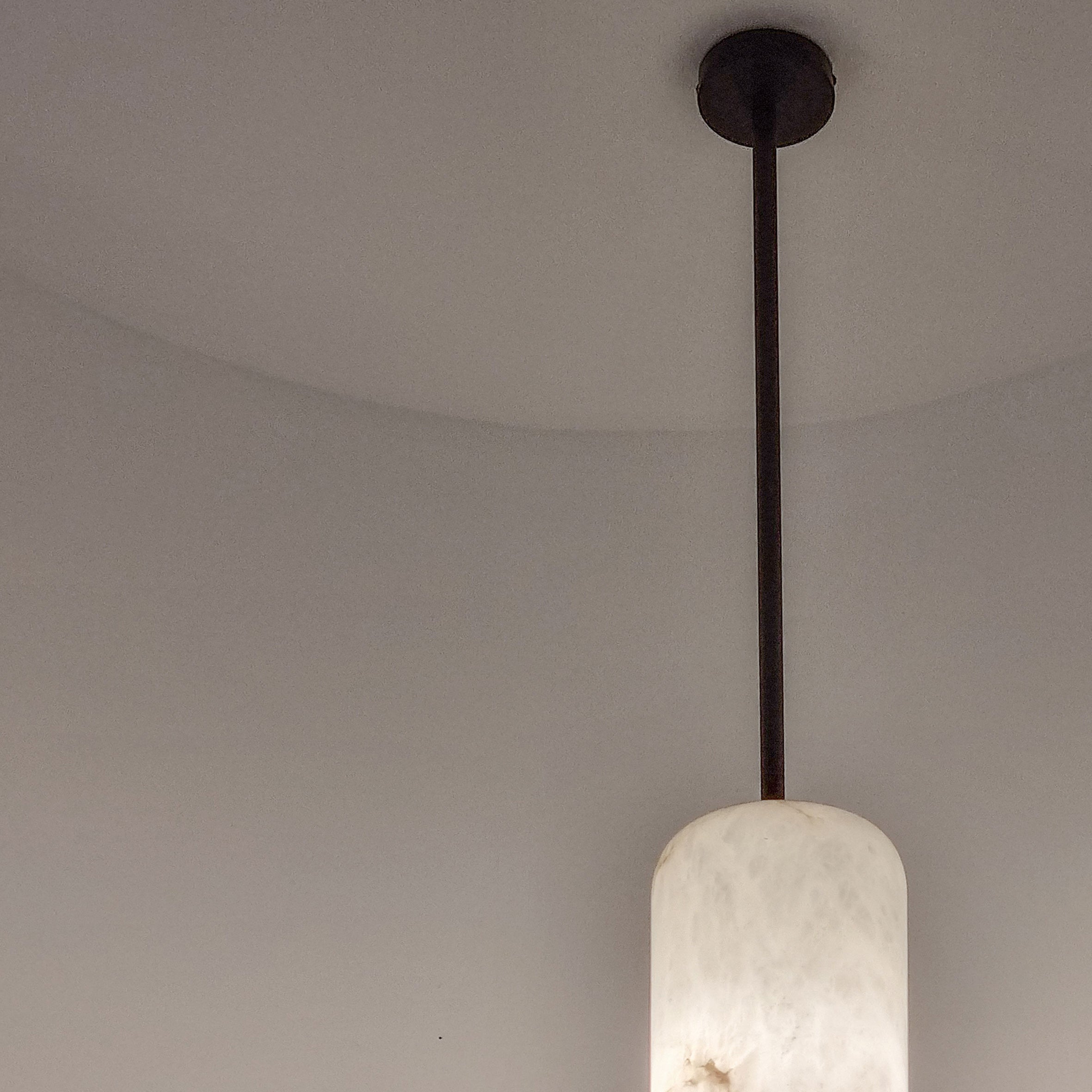Alabaster Suspension