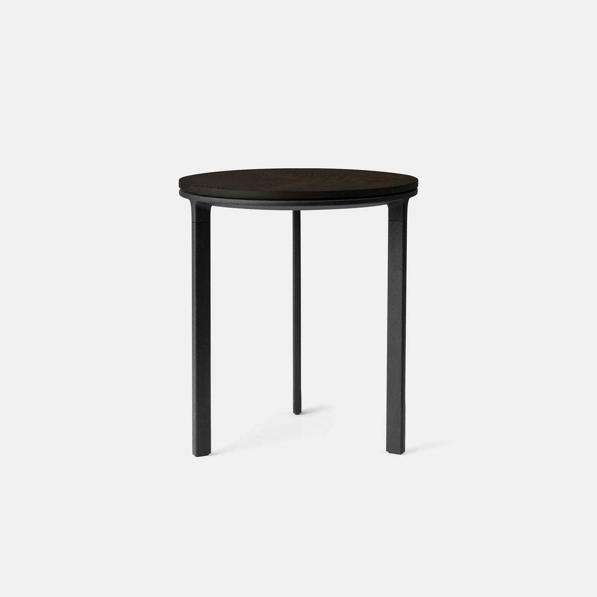 Vipp421 Side Table | Vipp | Monologuelondon.com