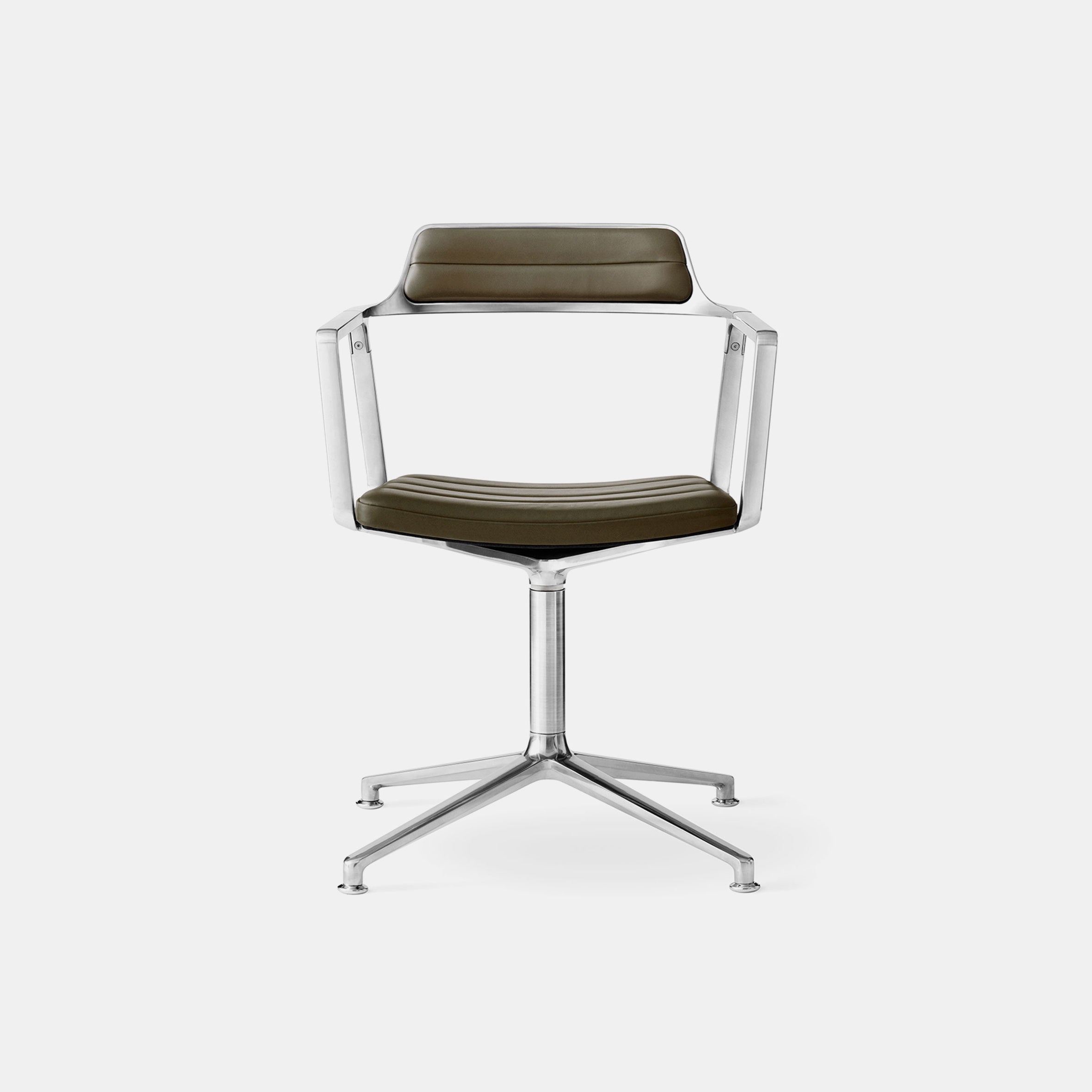 Vipp452 Swivel Chair