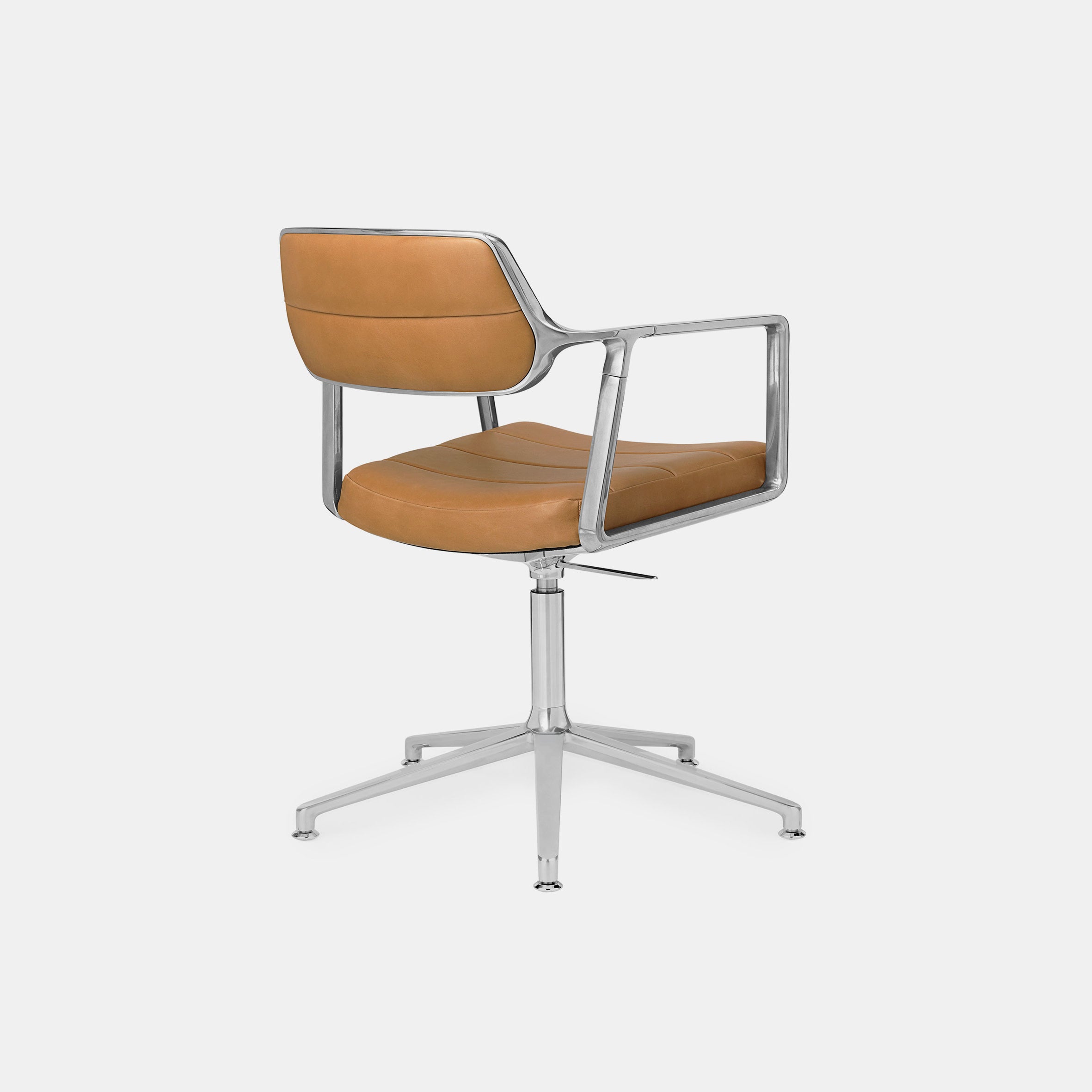 Vipp453+ Swivel Chair