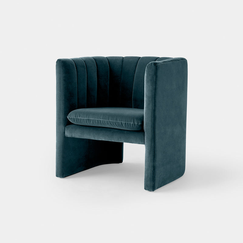 Loafer Armchair SC23