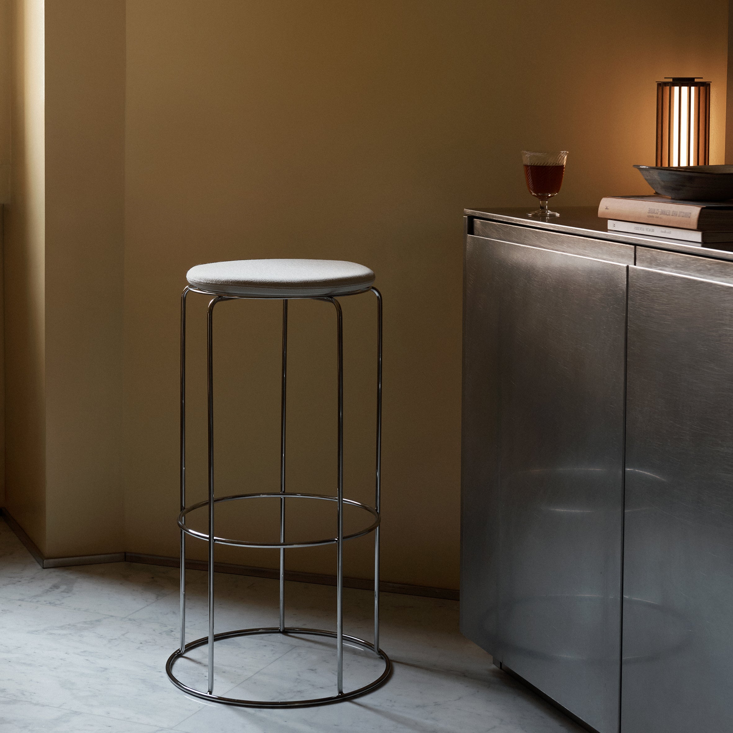 Wire Counter Stool VP15