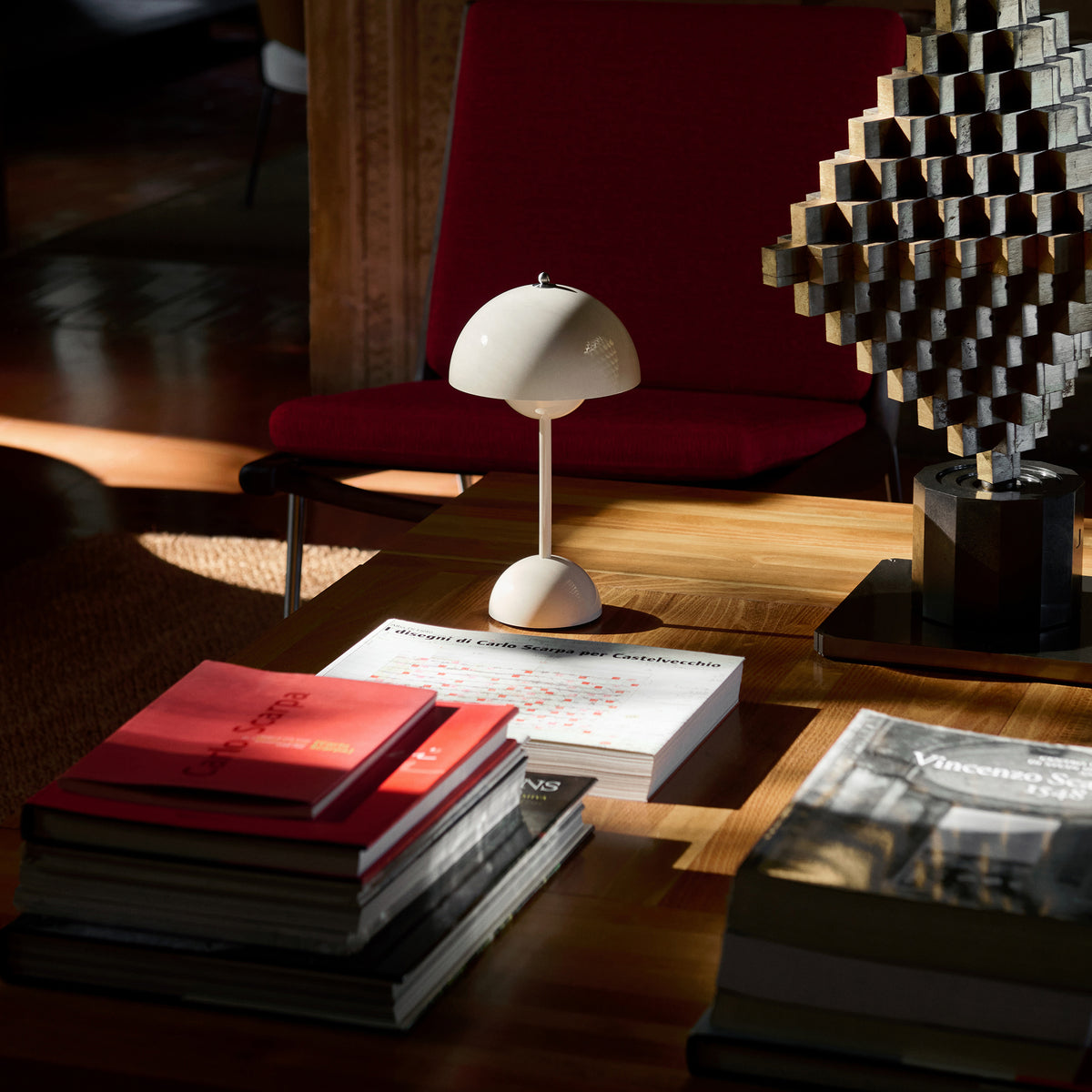 Flowerpot Portable Lamp VP9