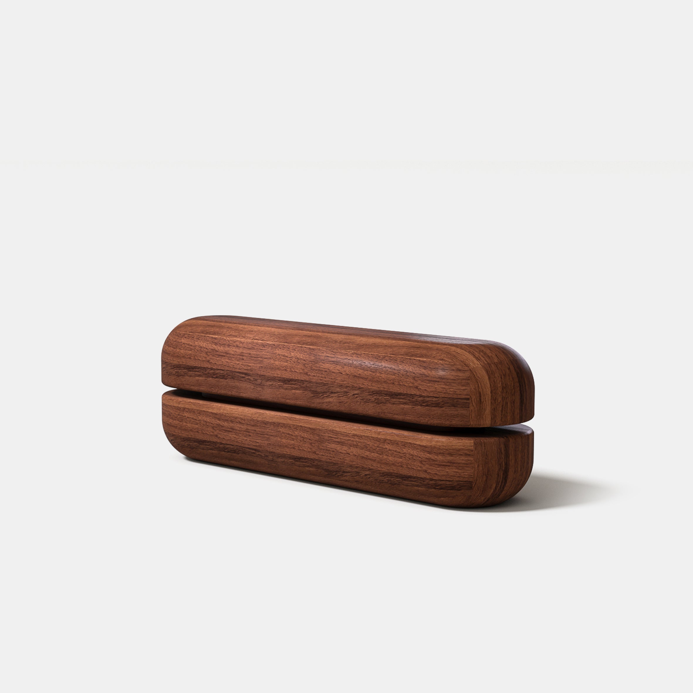 Amande Bench