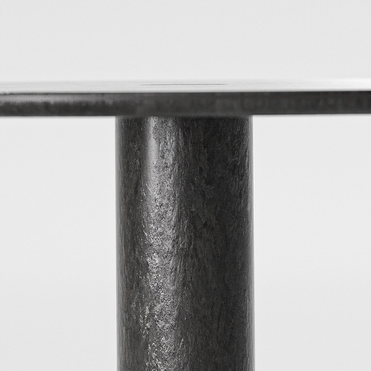 Toad Circular Table │ Arthur Vallin │ Monologuelondon.com