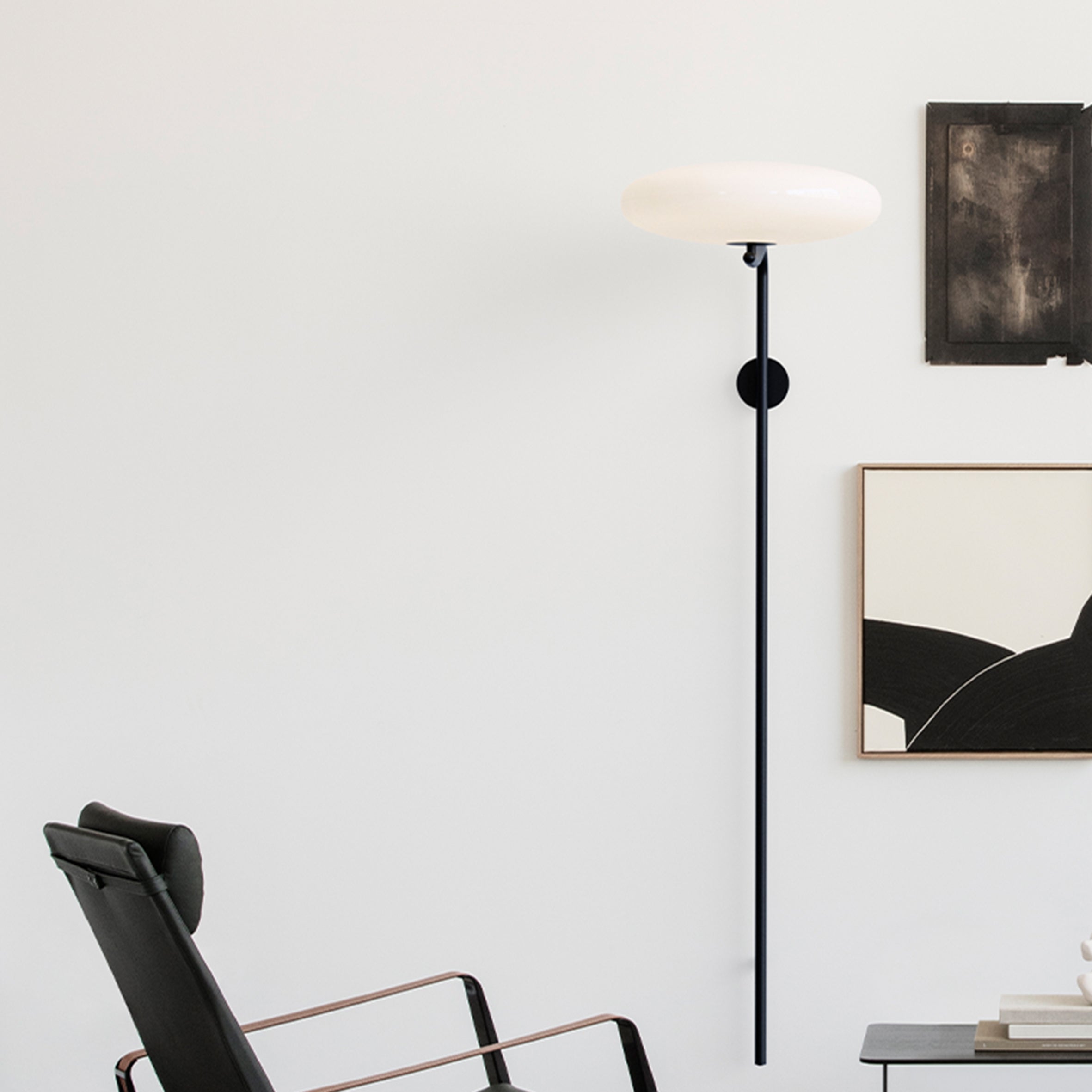Model 2065 Wall Lamp