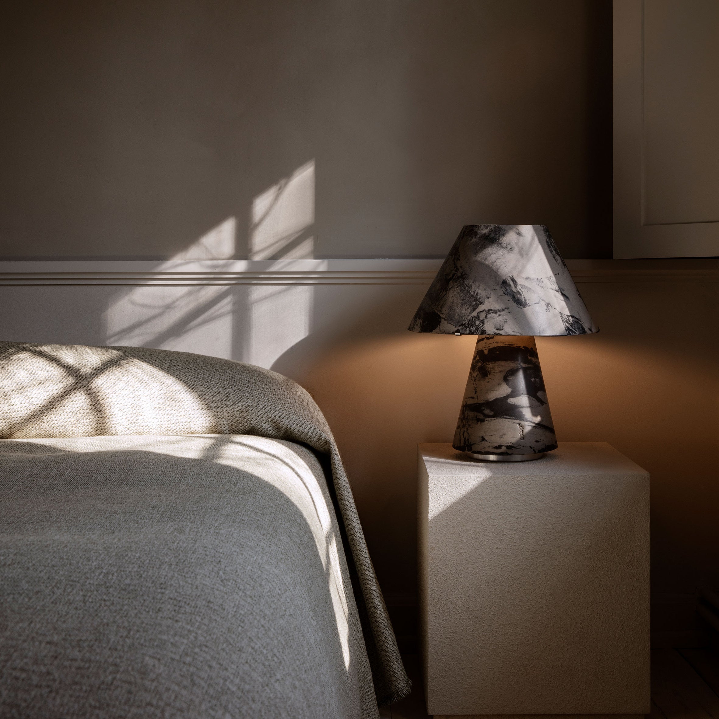 Upglas T2 Table Lamp