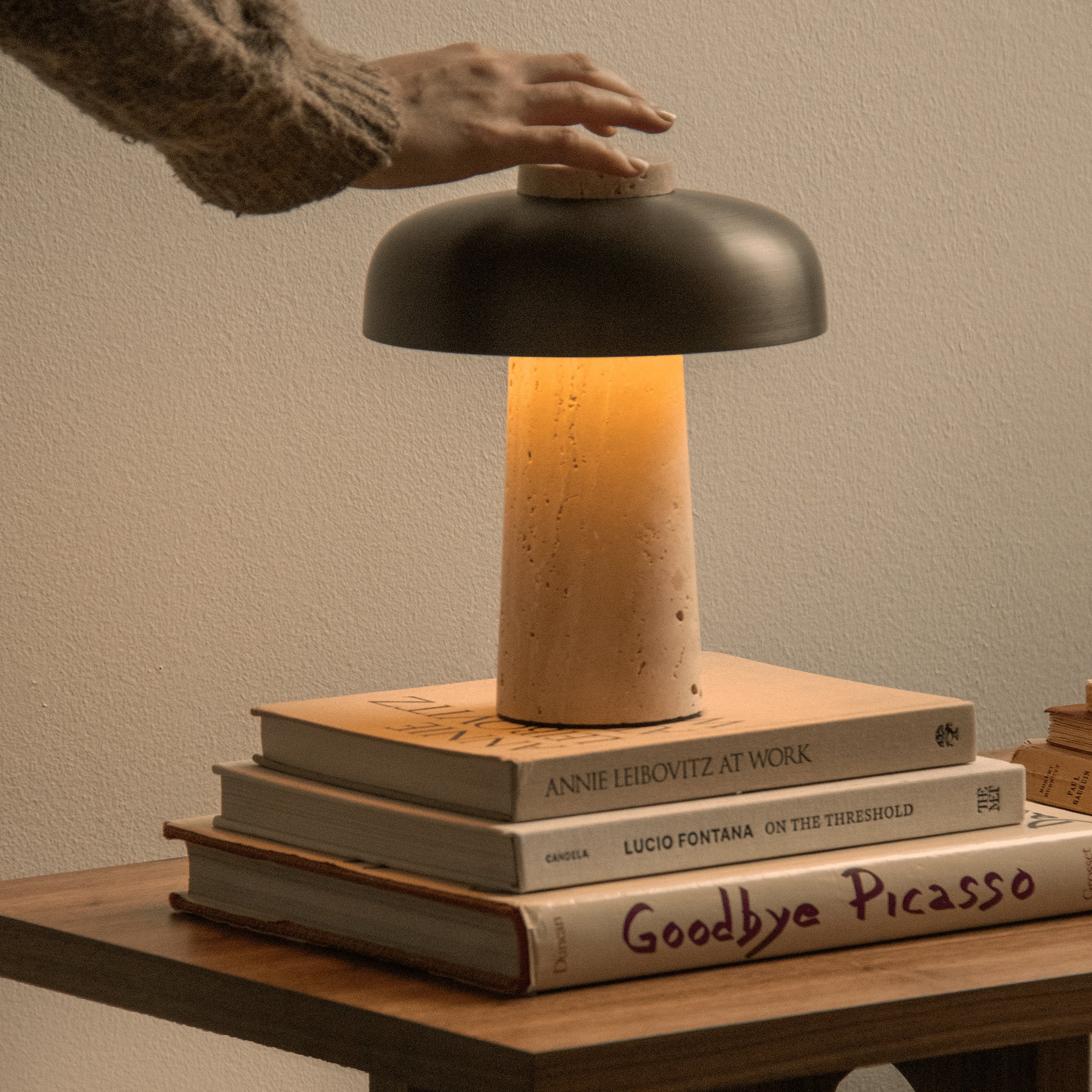 Reverse Portable Lamp