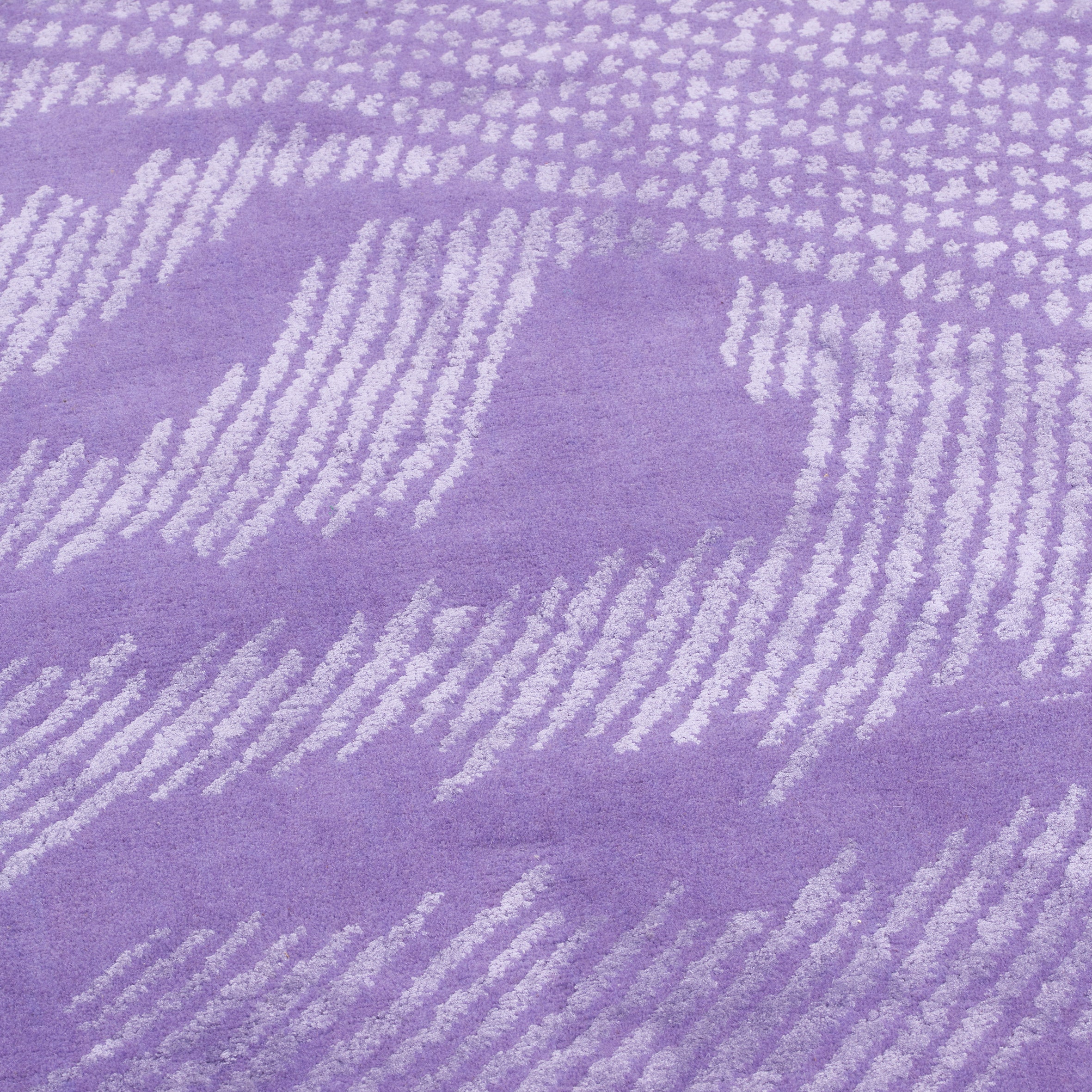 Moiré Zig-Zag Rug