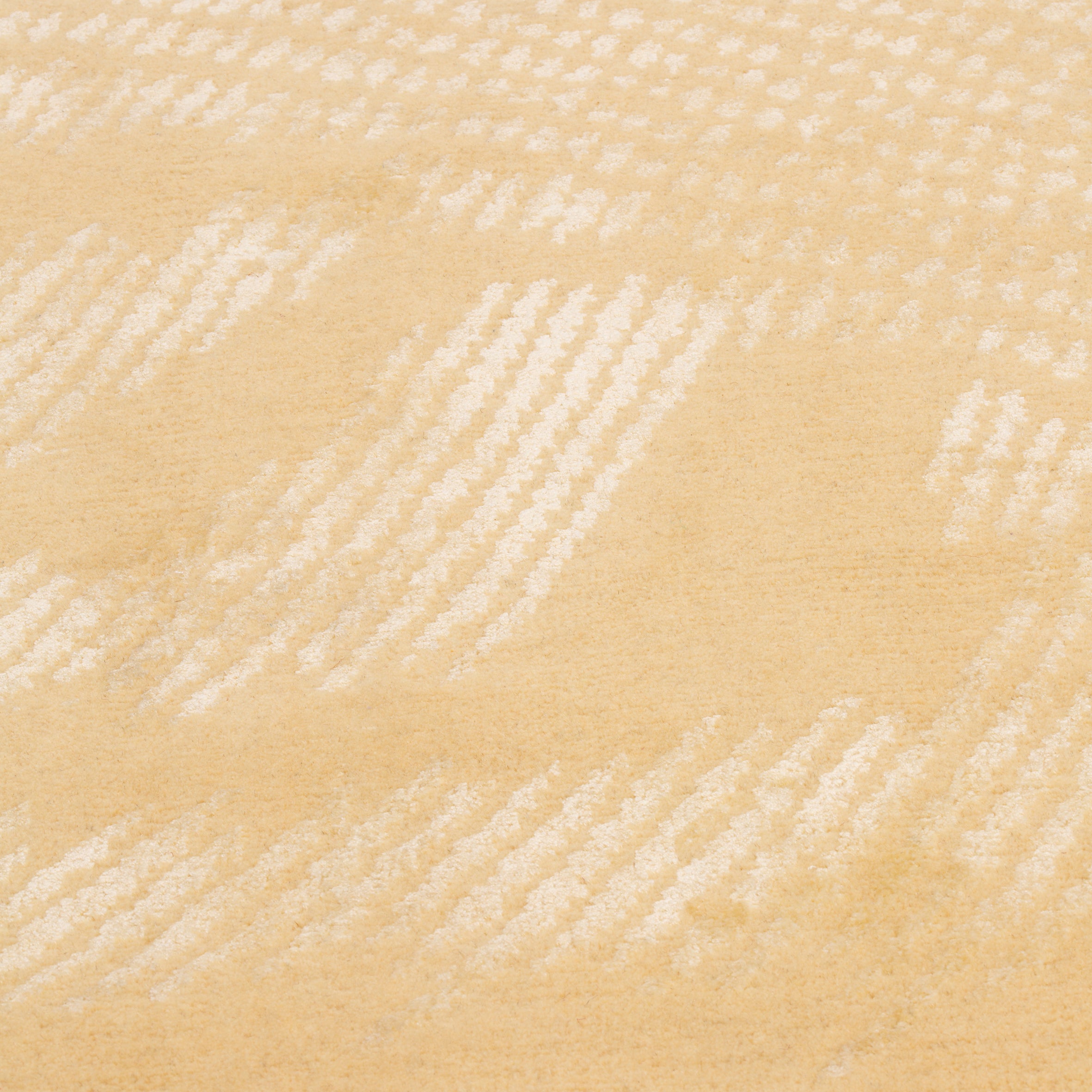Moiré Zig-Zag Rug