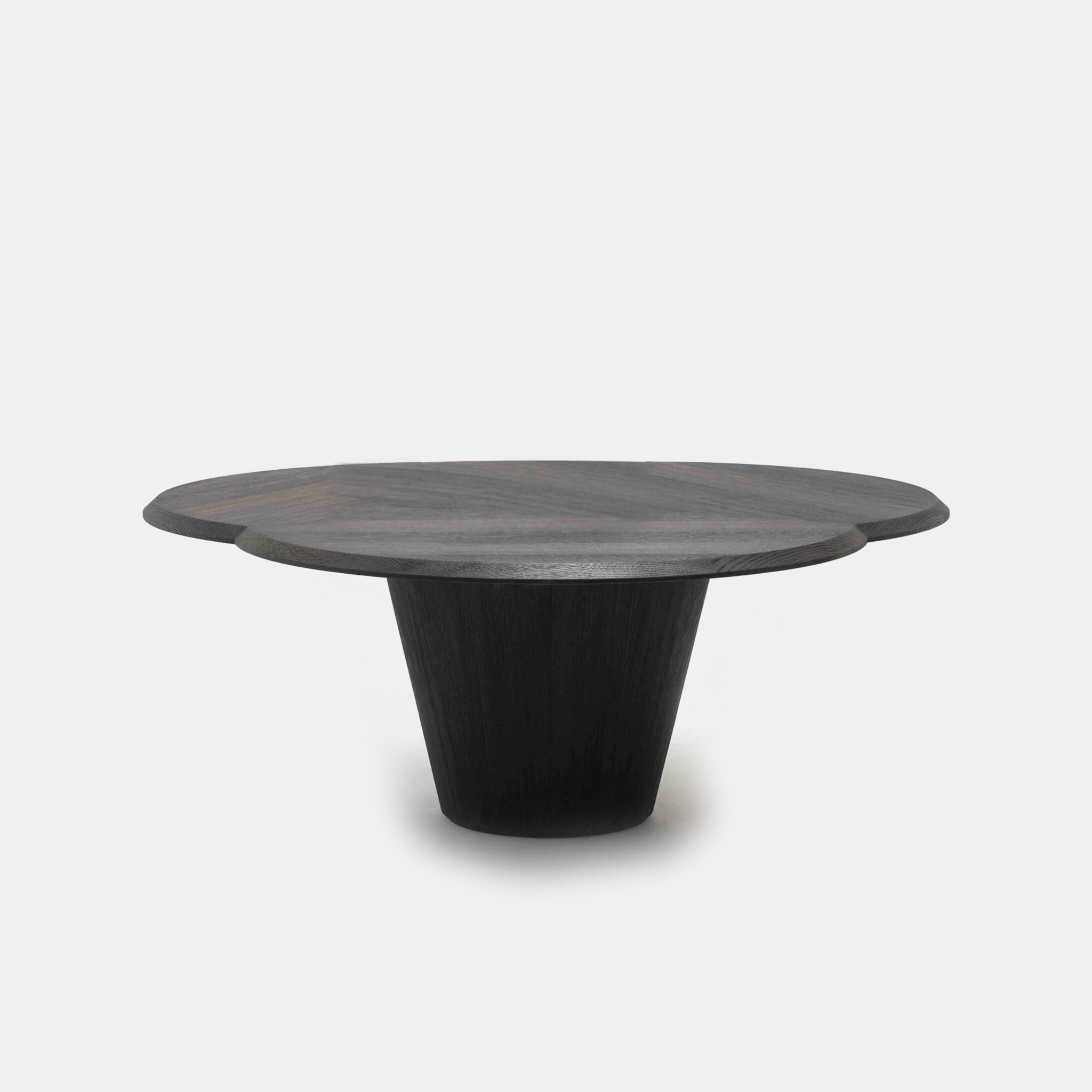CLOVER Dining Table