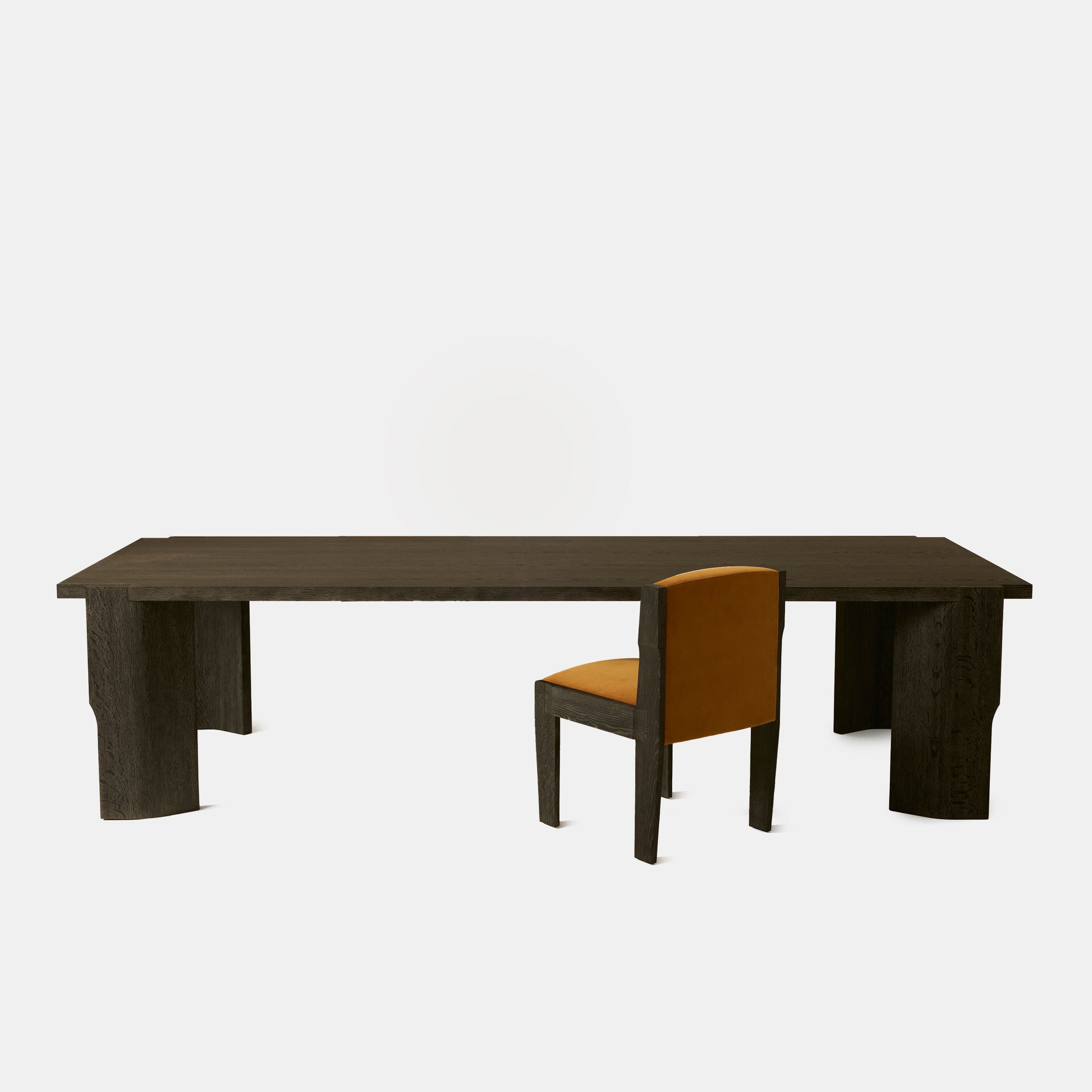 GIL Dining Table