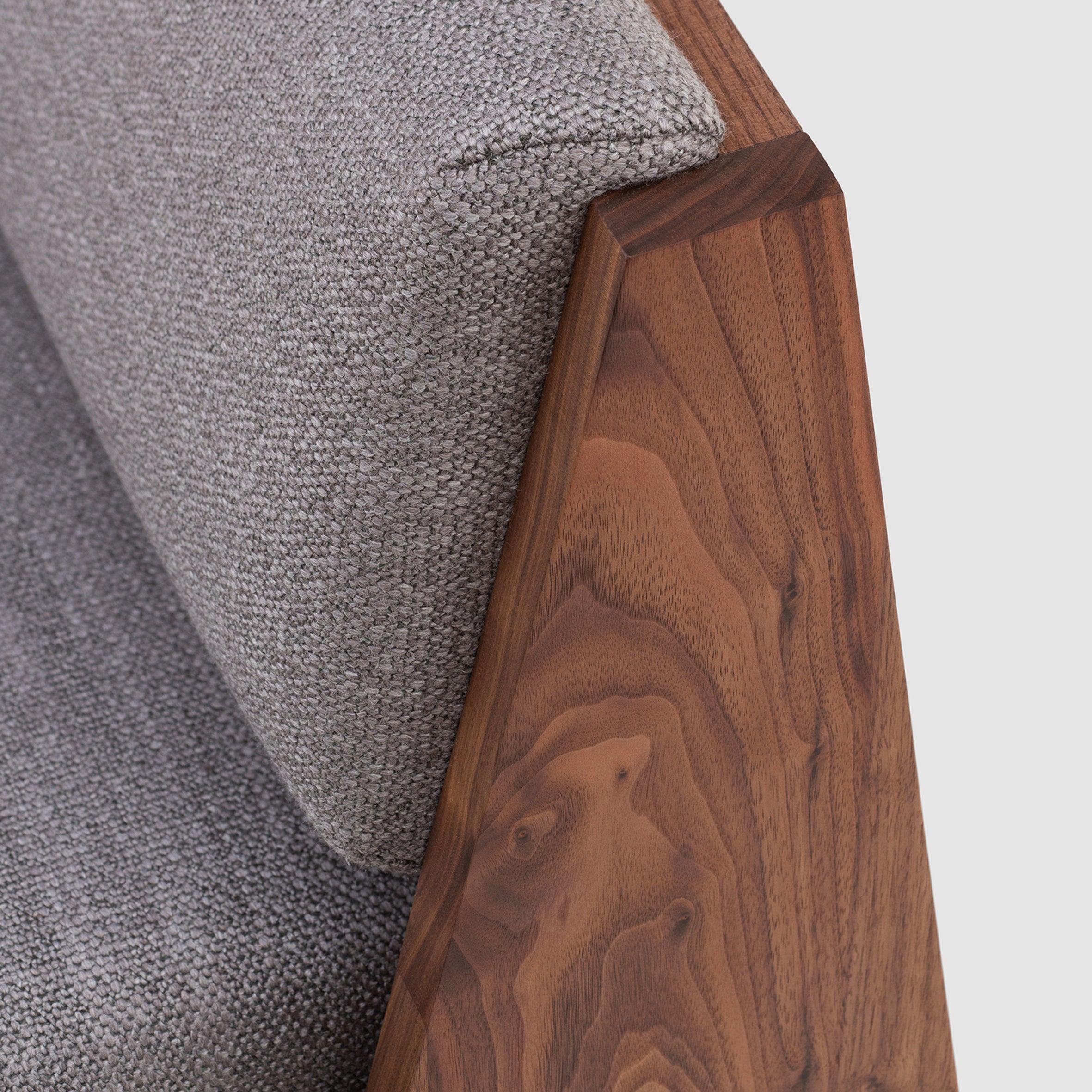 Altair Lounge Chair