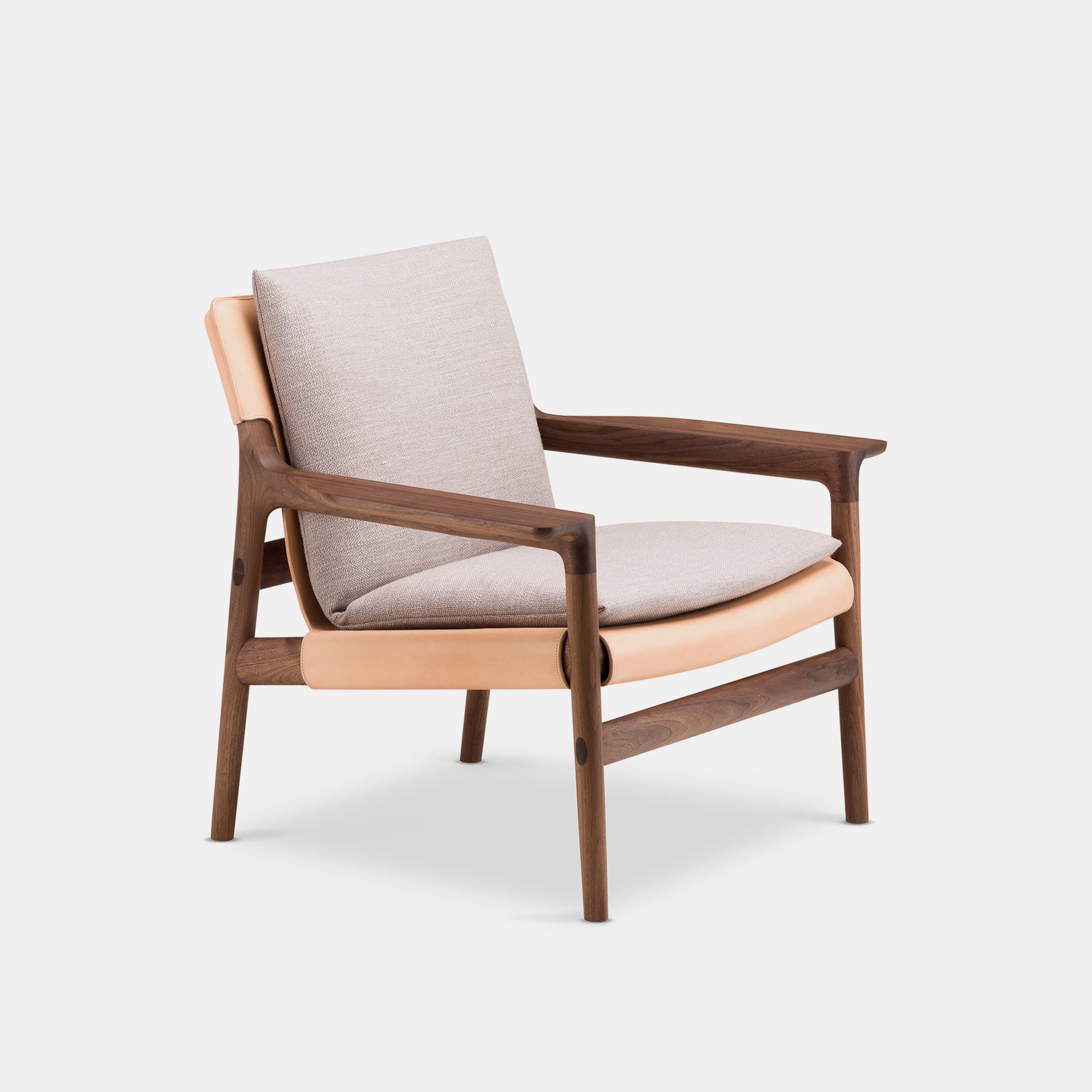 Sela Lounge Chair - Wide Arms, De La Espada