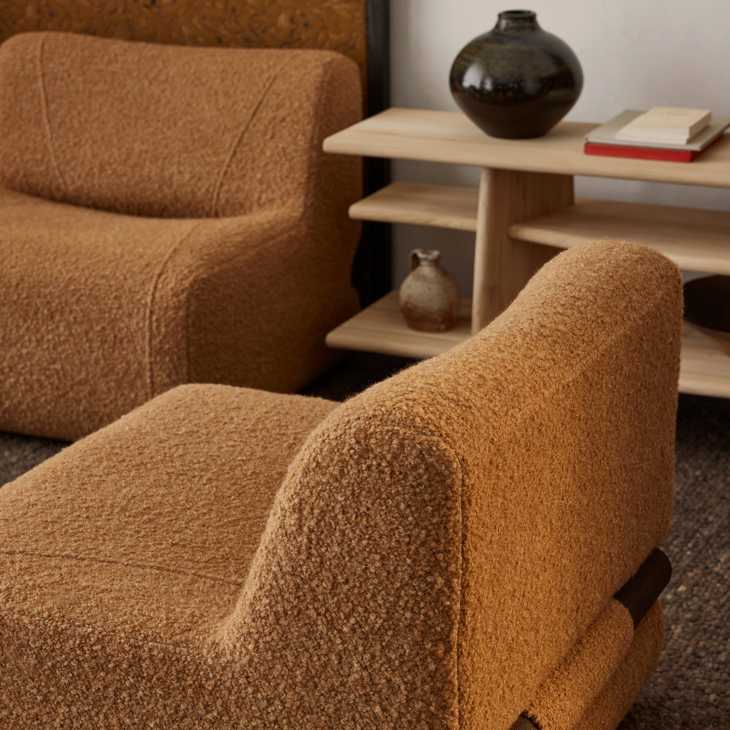 EME Lounge Chair