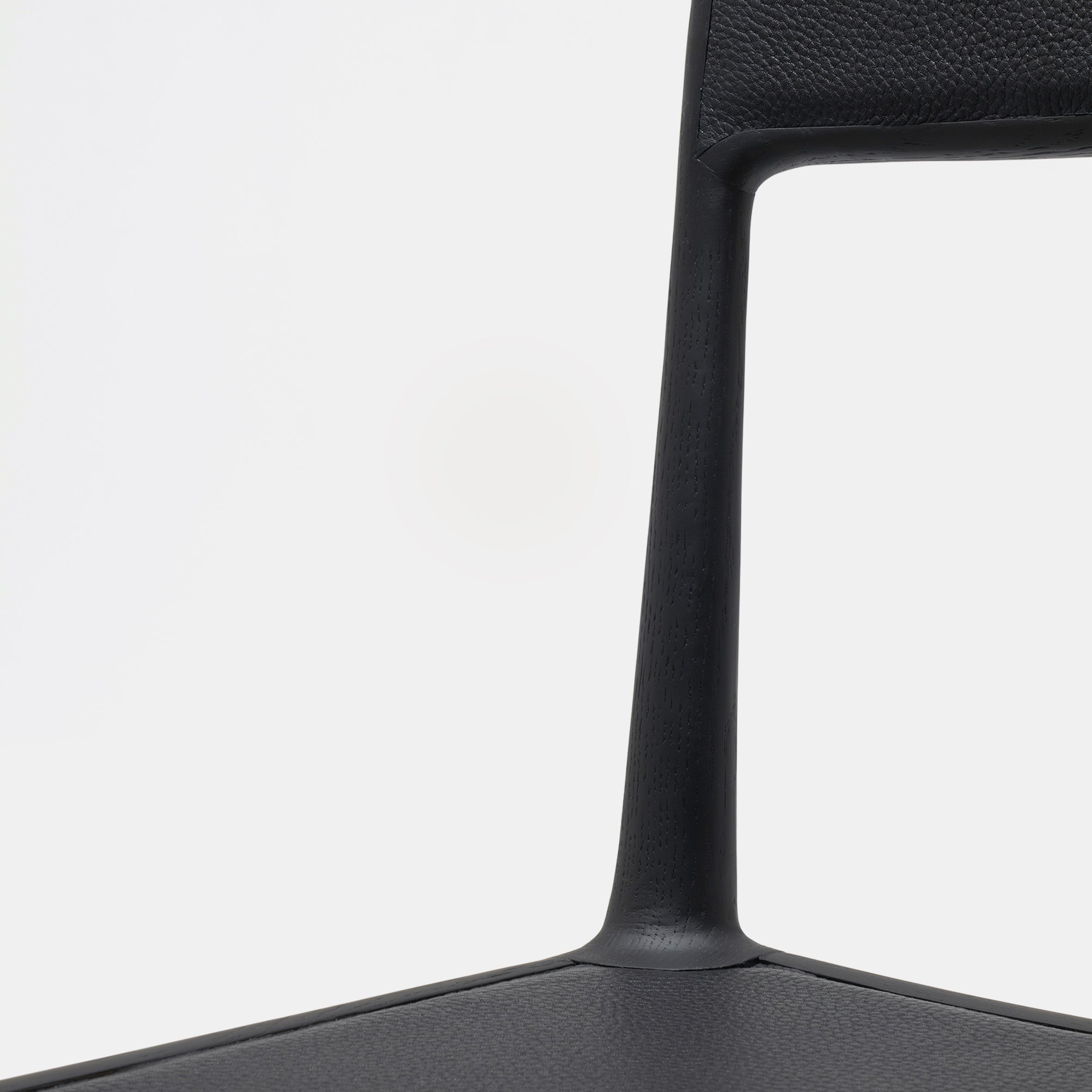 OUD 2 Chair - Set of 2