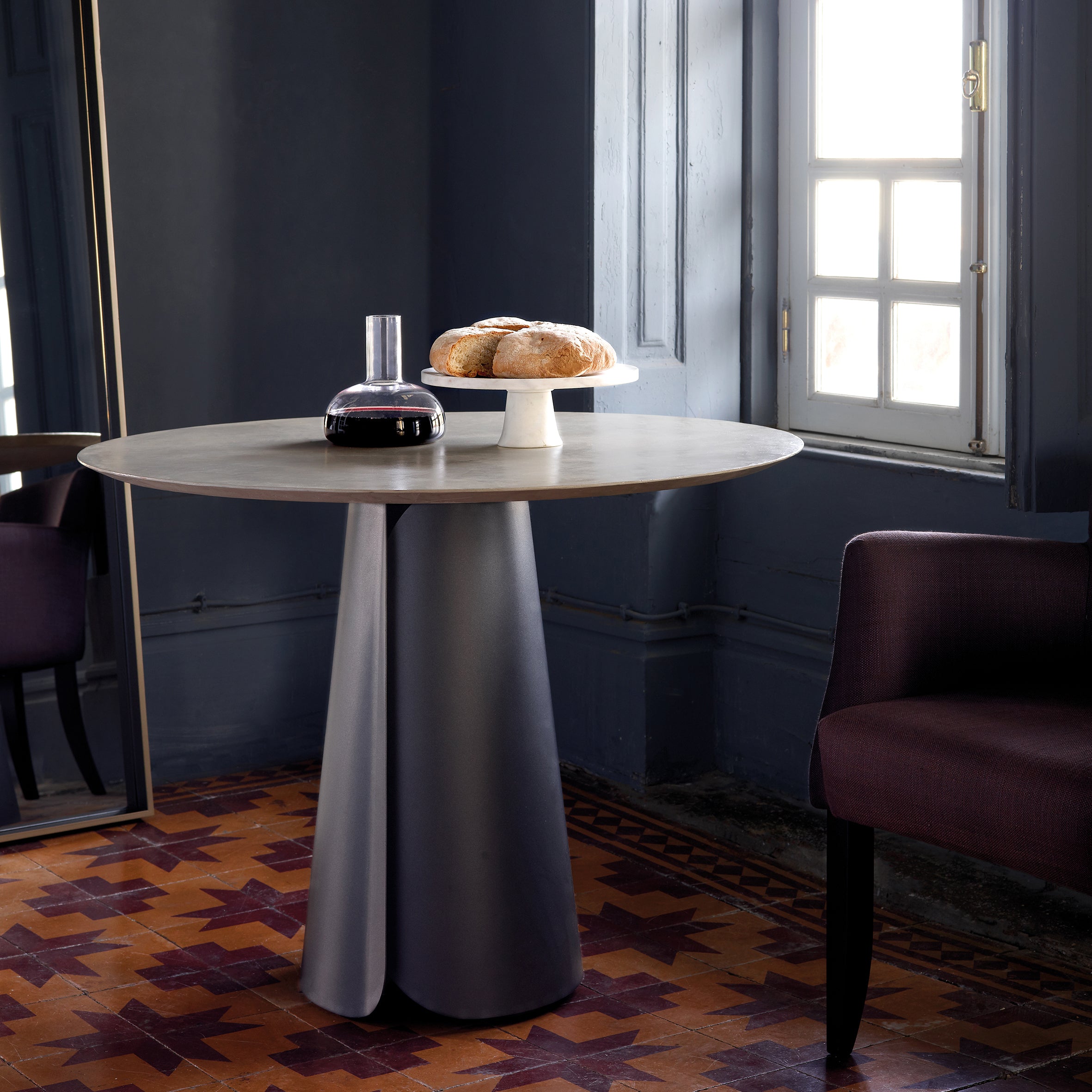 Tata Dining Table