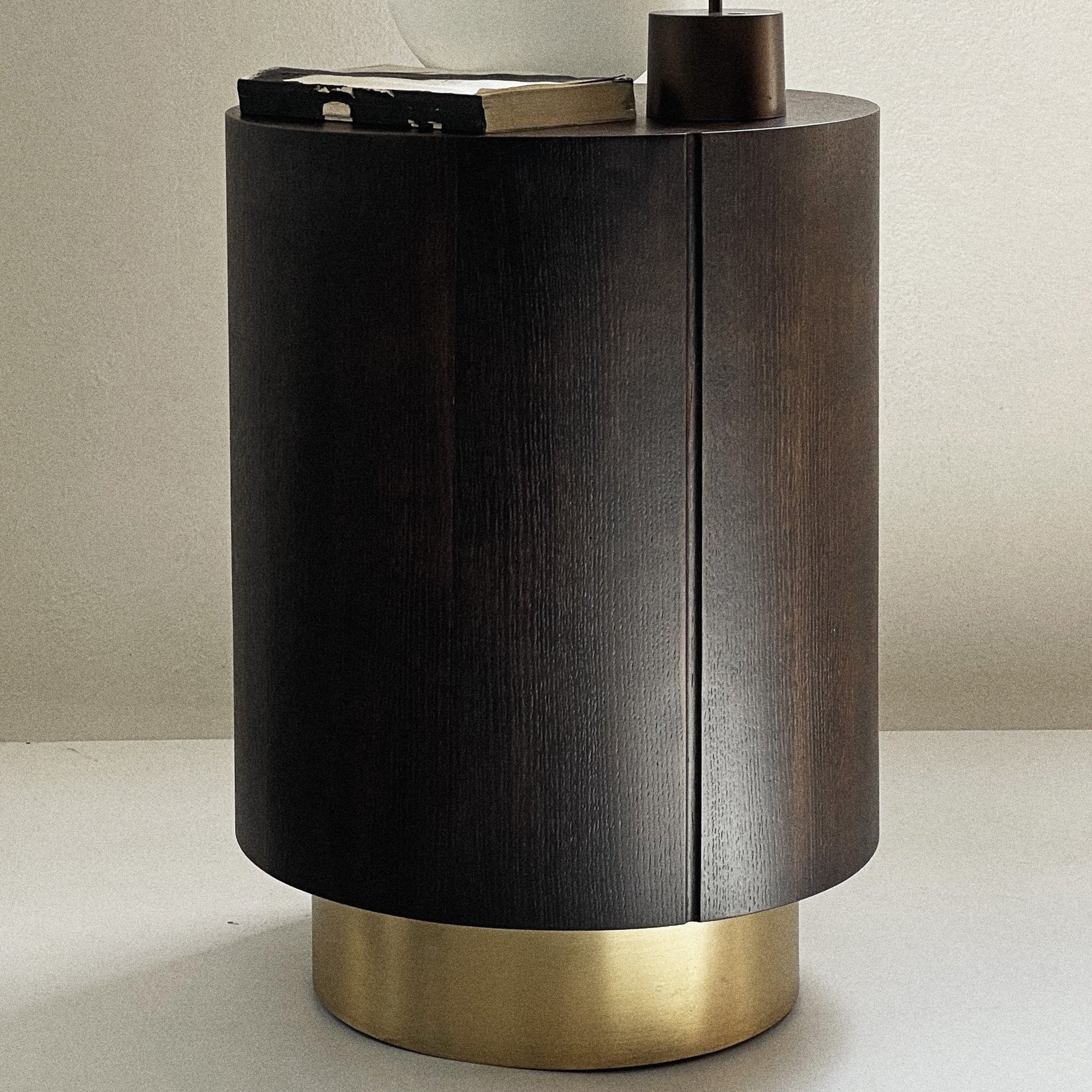 Too Side Table