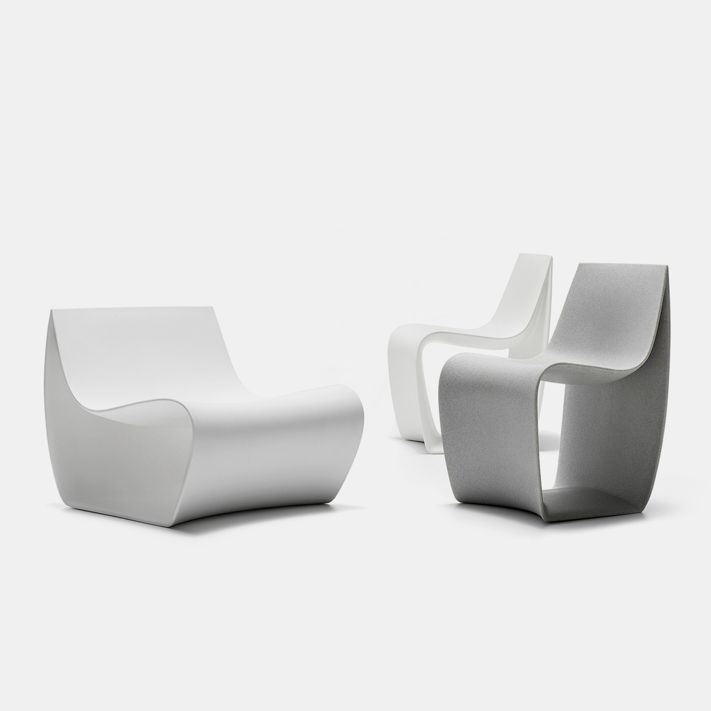 Sign Matt Outdoor Lounge Chair