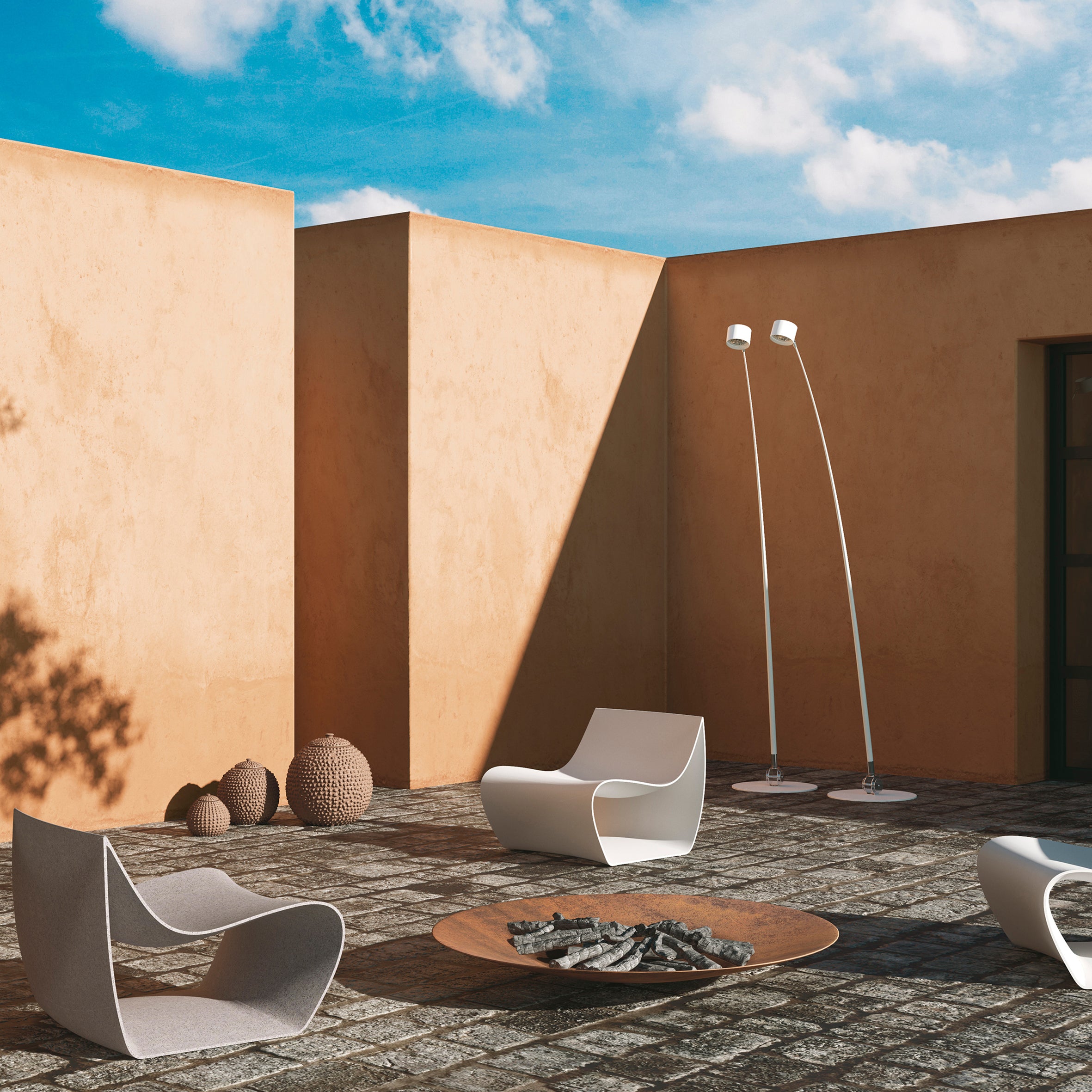 Sign Matt Outdoor Lounge Chair