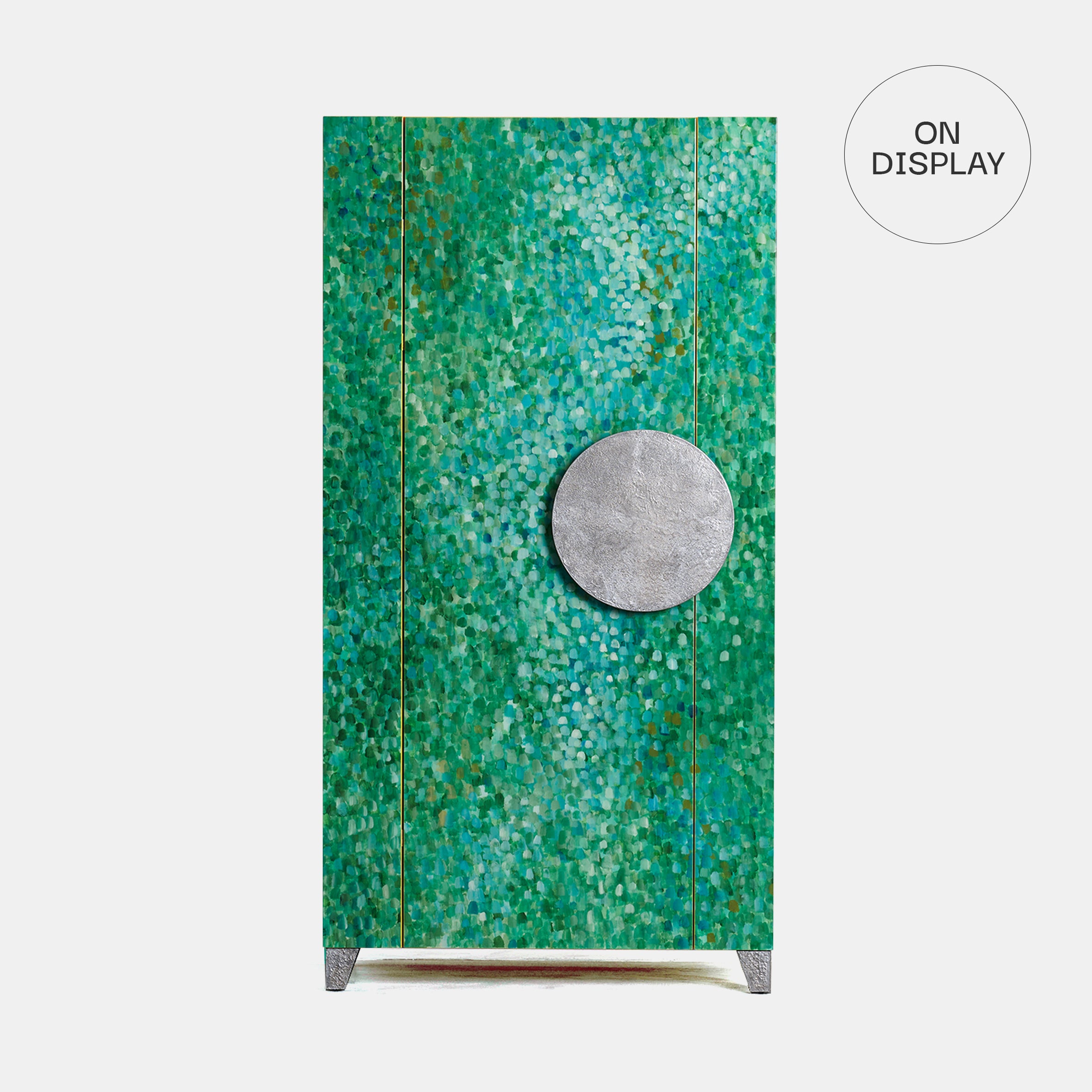 Luna Cabinet