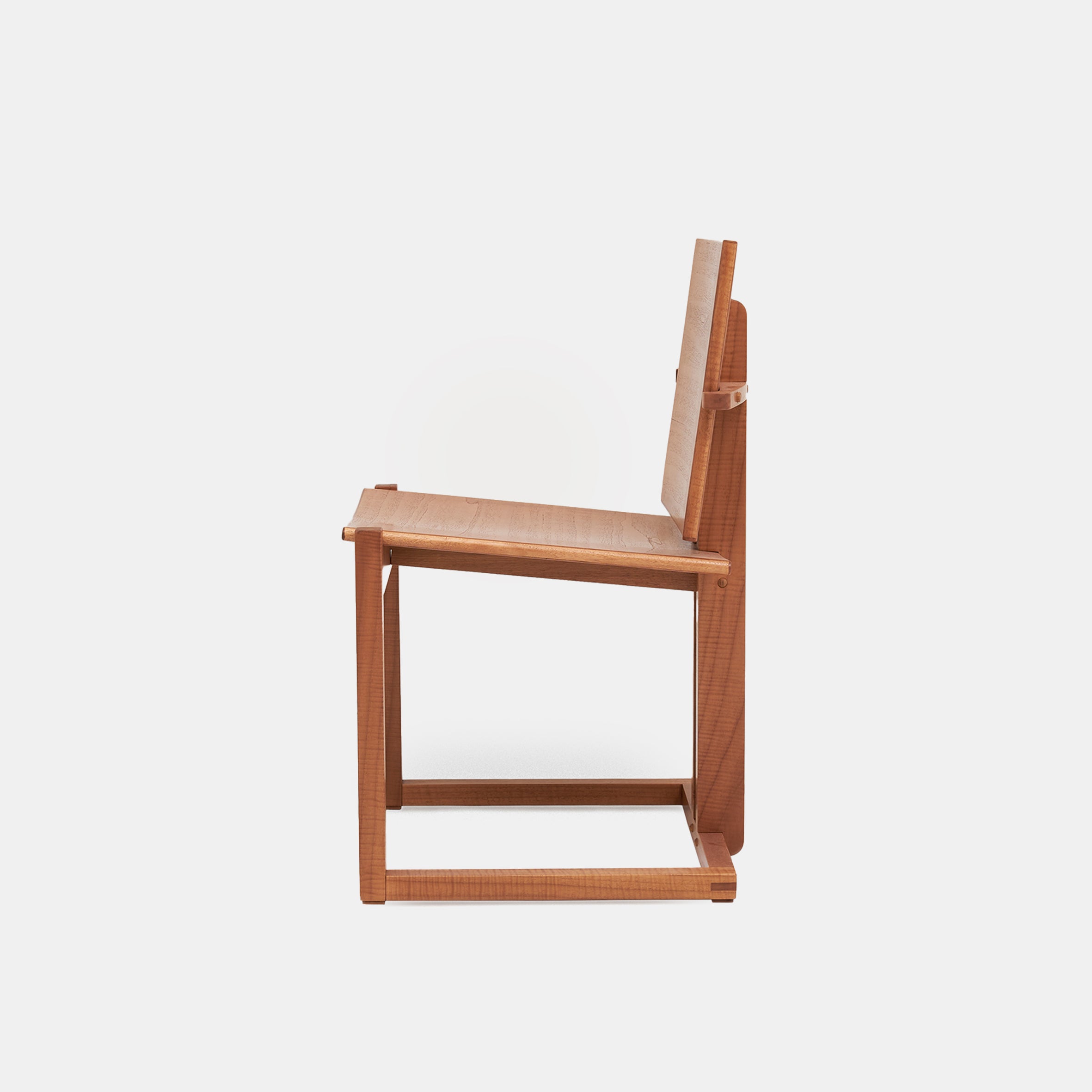 Maide Chair
