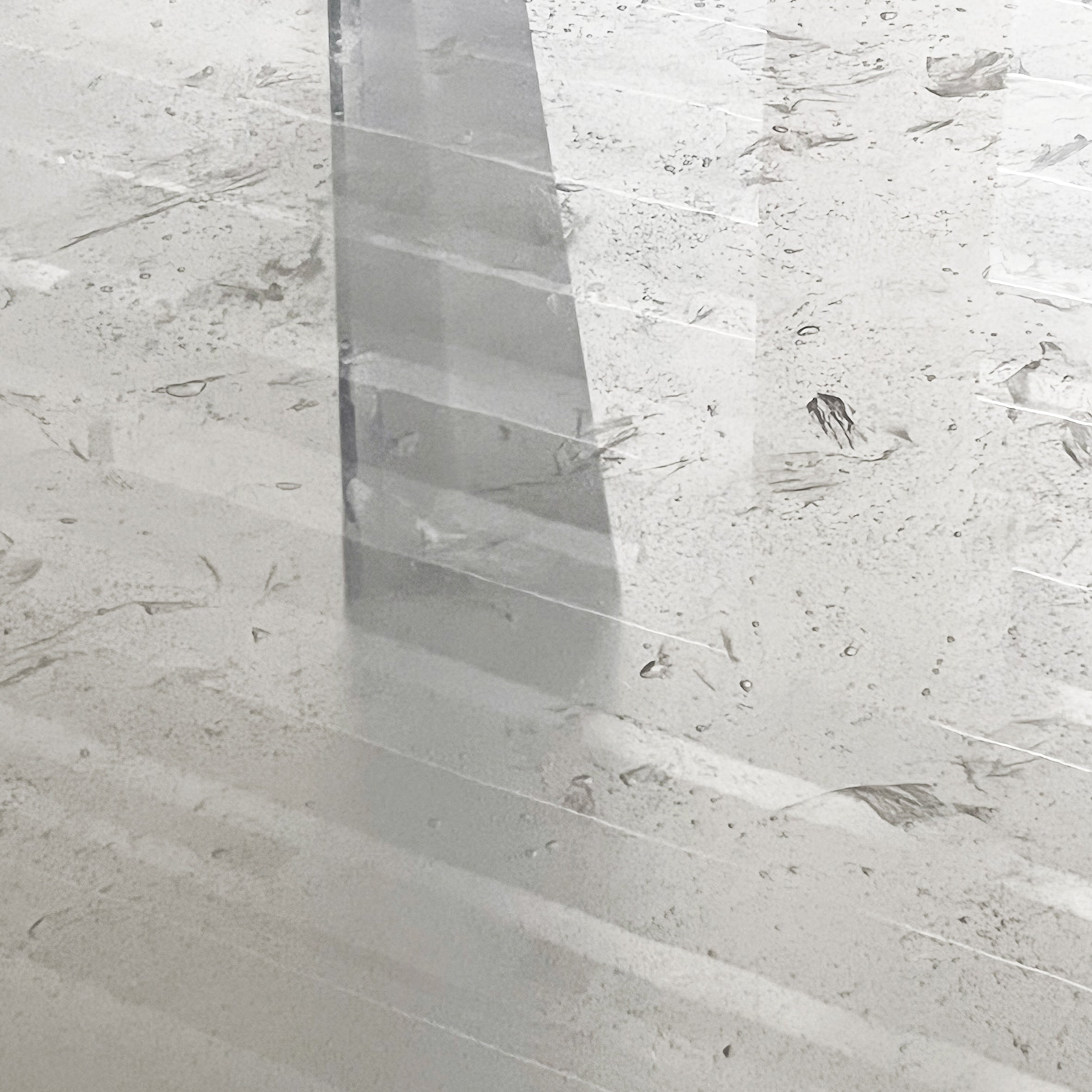 Lumen Dining Table