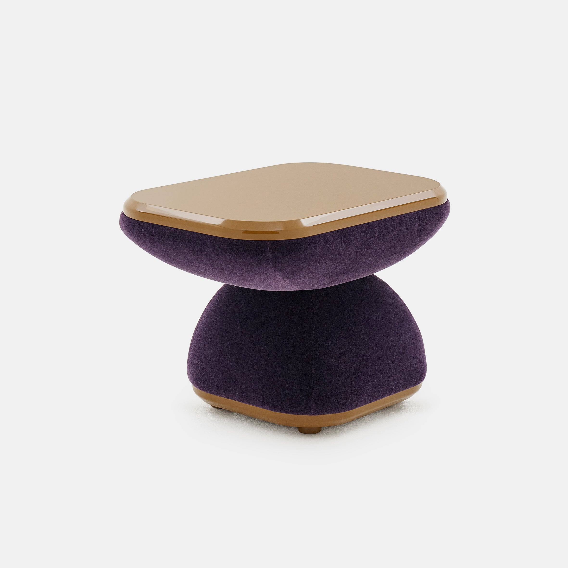 Kiss Pedestal Table