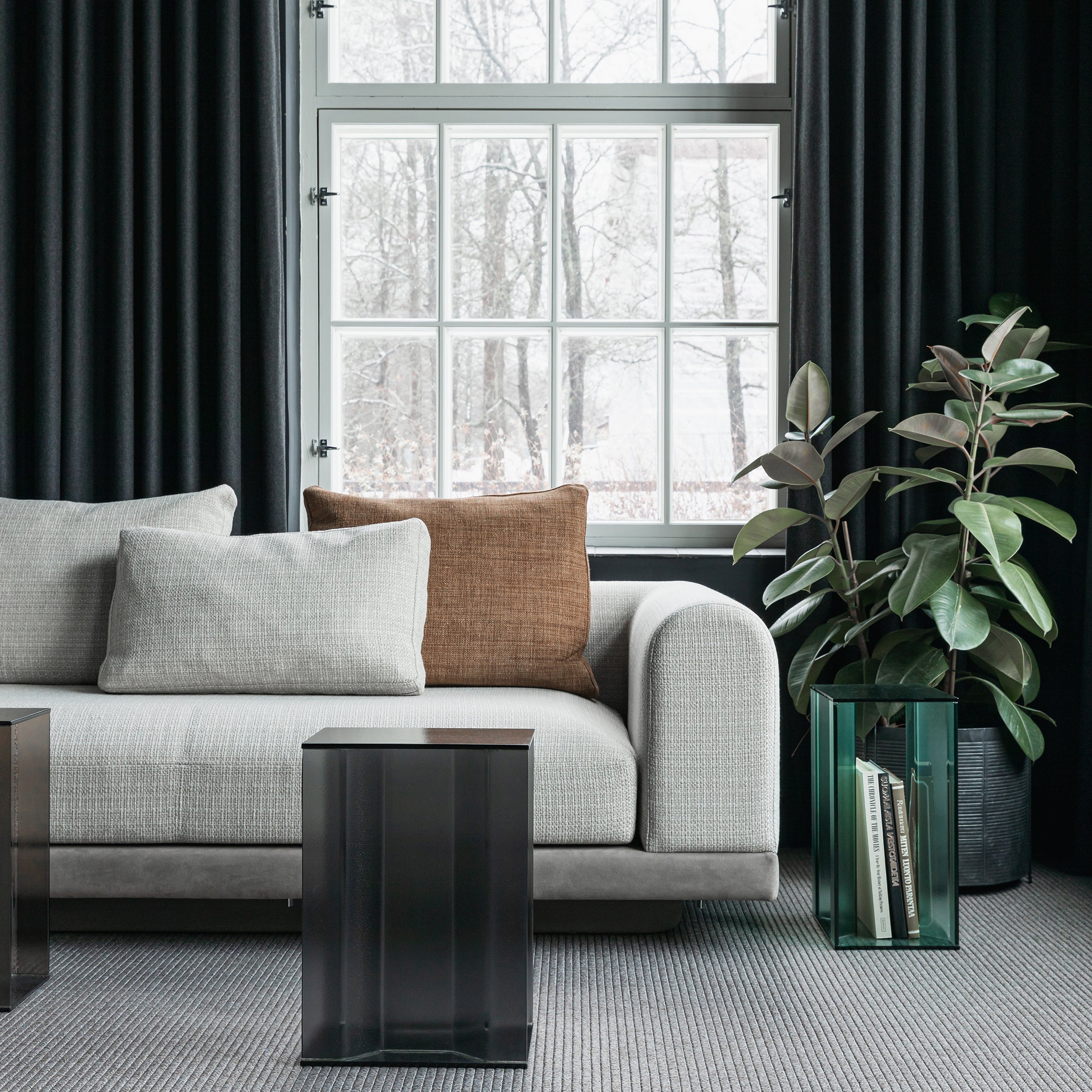 Paletto Side Table