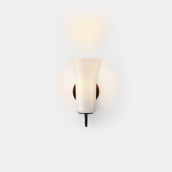 Silhouette Wall Lamp