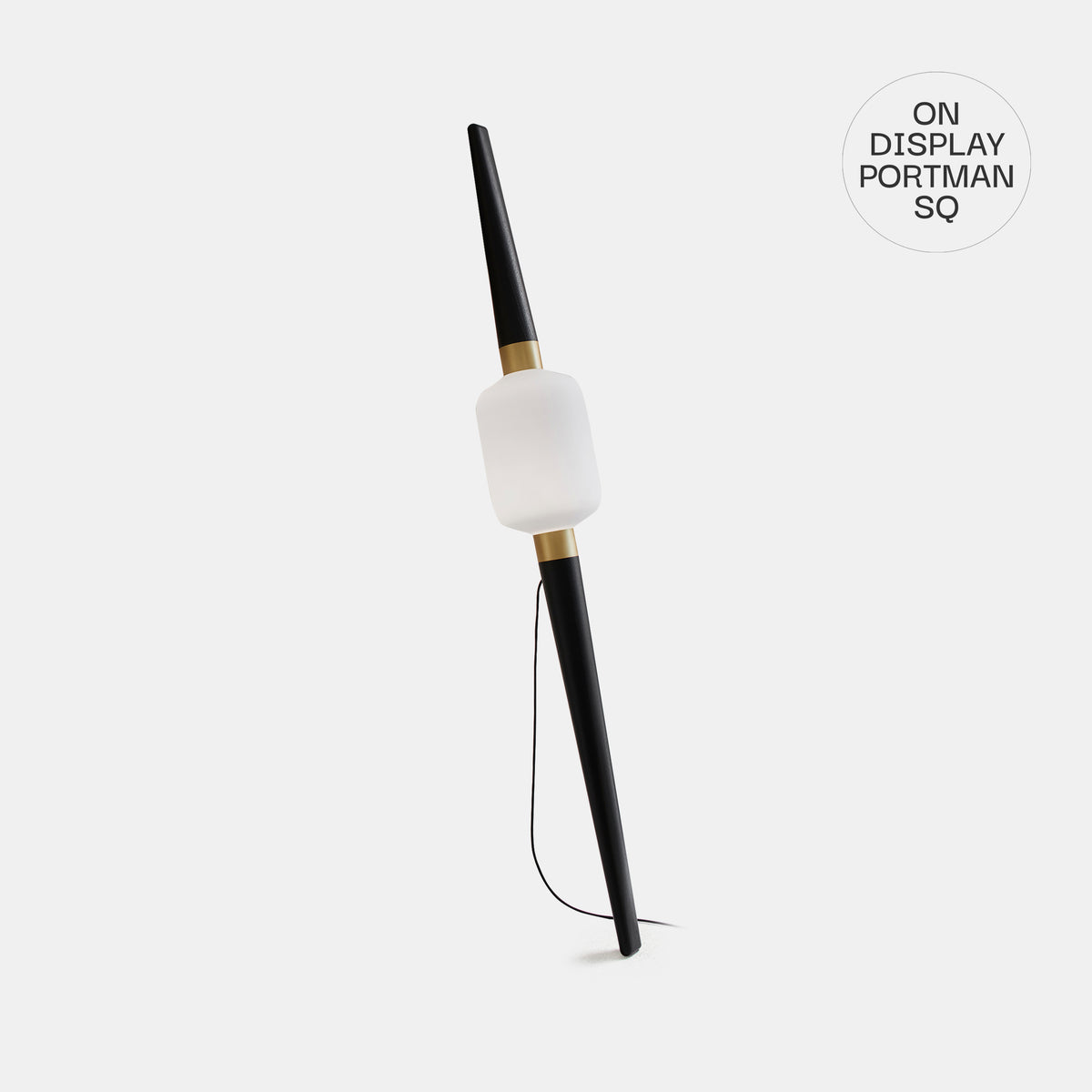 B/LIGHT Floor Lamp