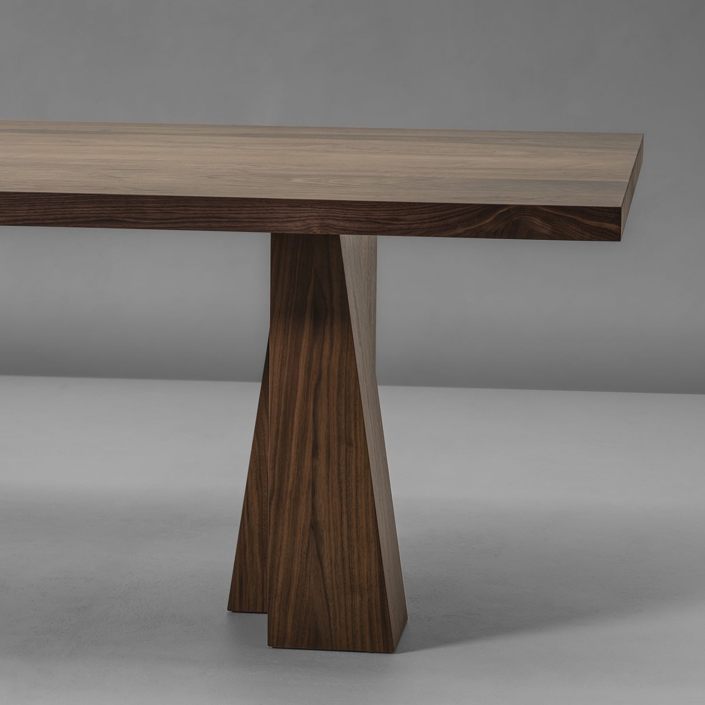 Eli Dining Table
