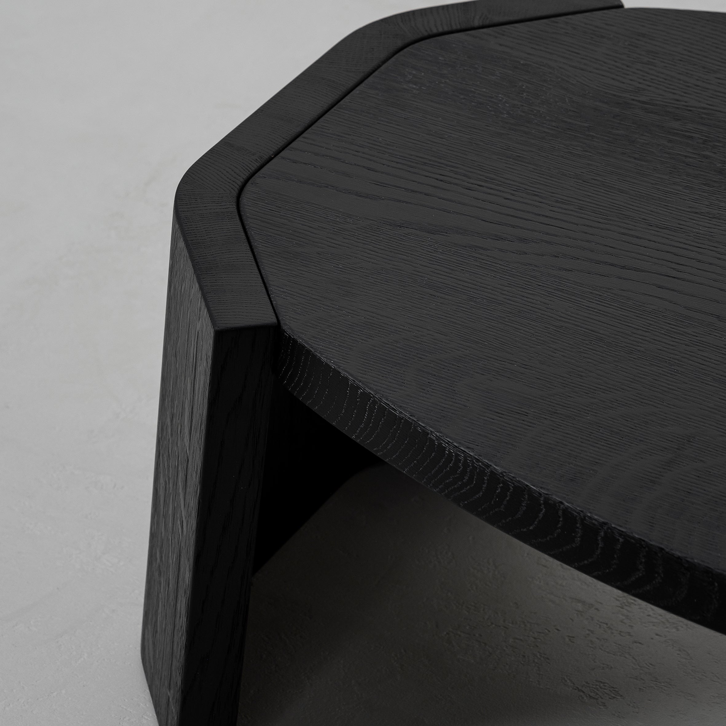 Jak Coffee Table