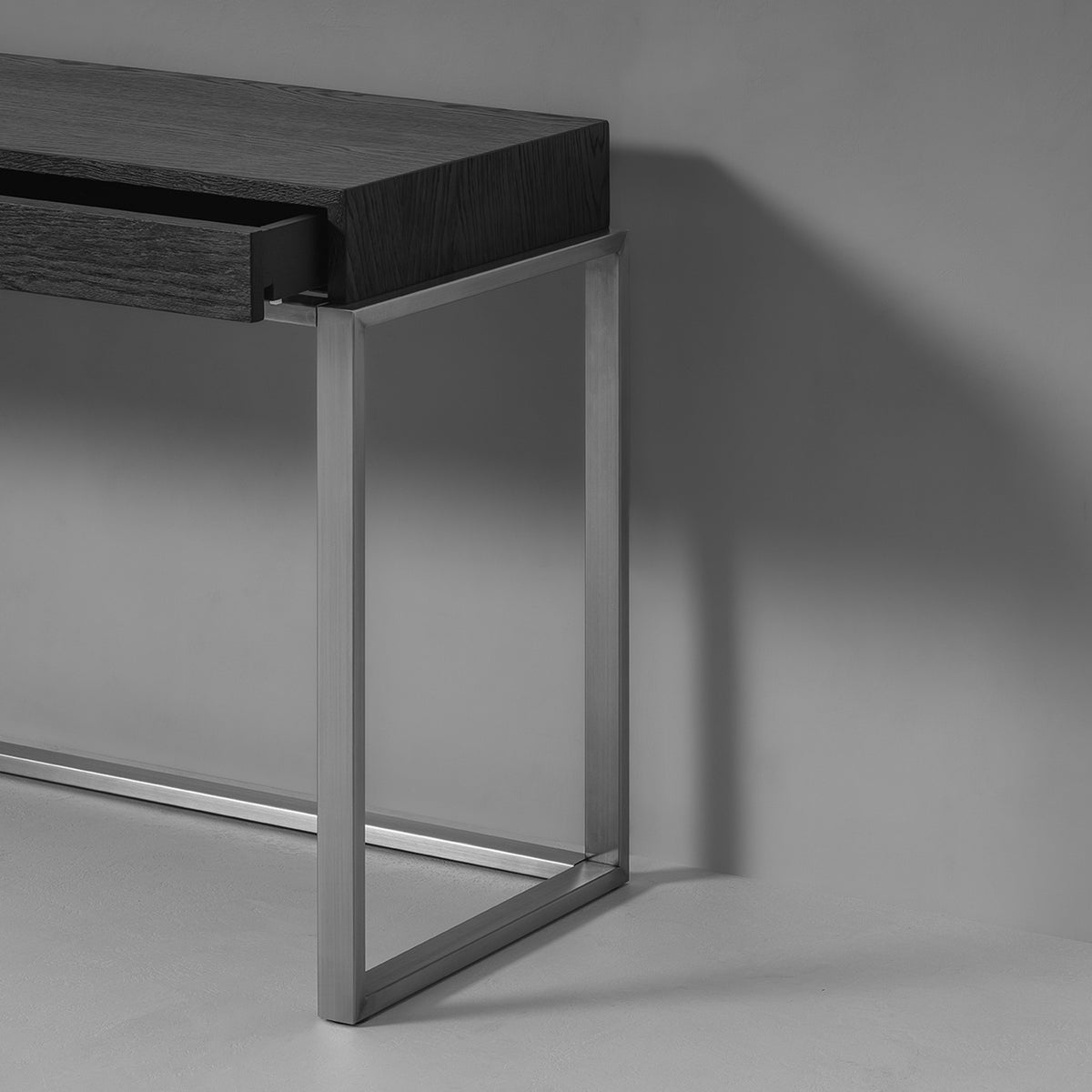 Nota Bene Console | Van Rossum | Monologuelondon.com
