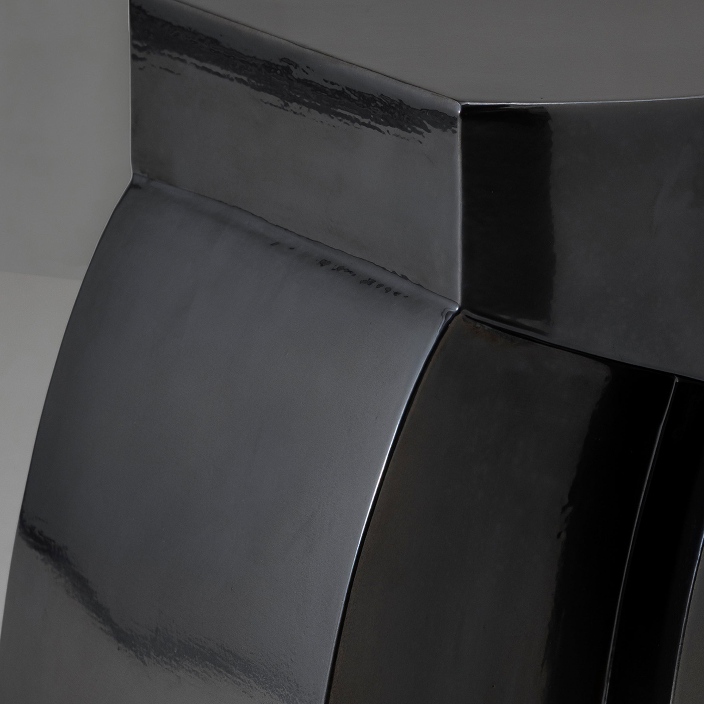 Zig Side Table / Stool